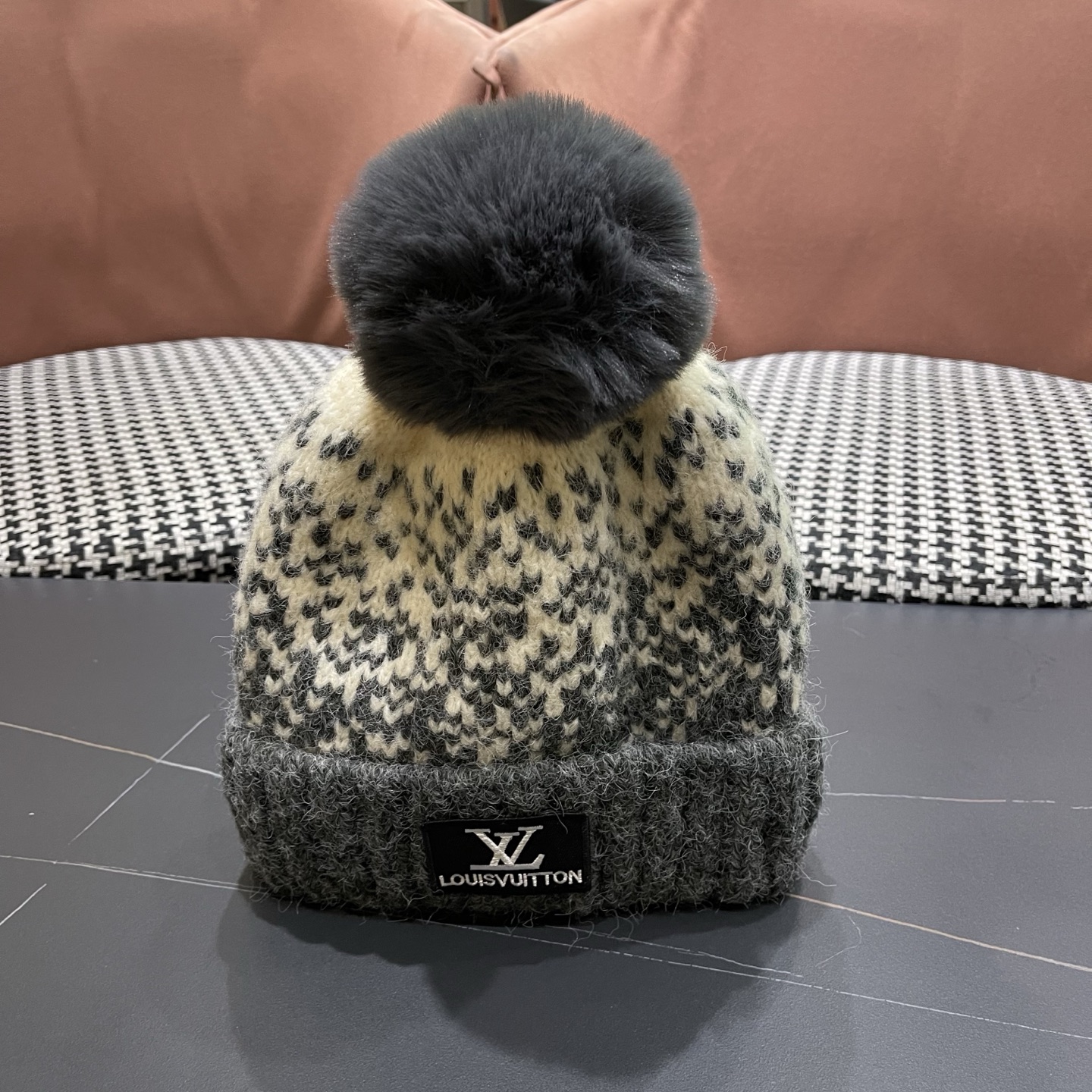 lv路易威登女士帽子女款秋冬毛线帽针织帽冷帽冬季保暖加绒加厚护耳韩版好看