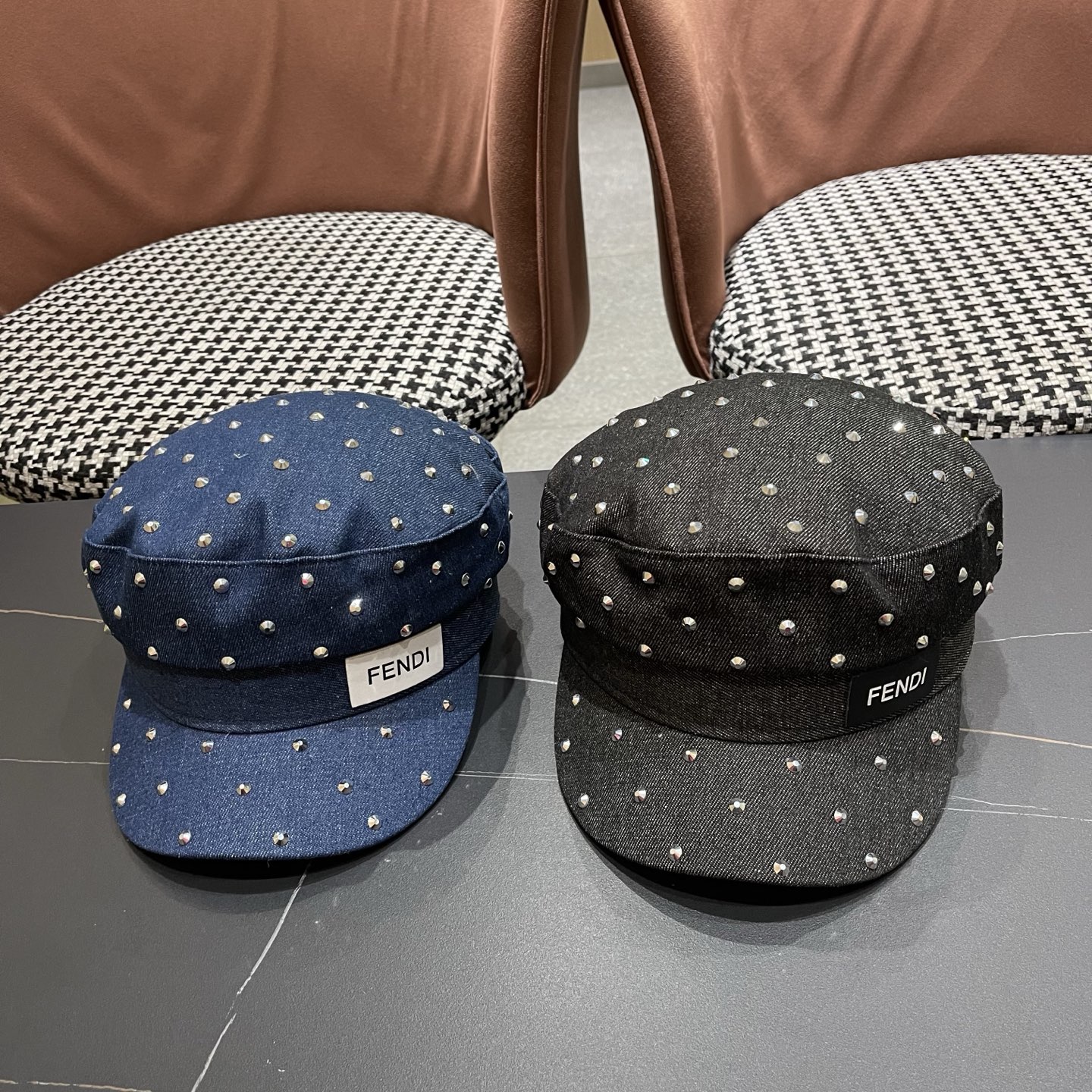 芬迪 复古水洗字母水钻平顶帽子女夏季时尚百搭旵脸小鸭舌帽防晒遮阳
