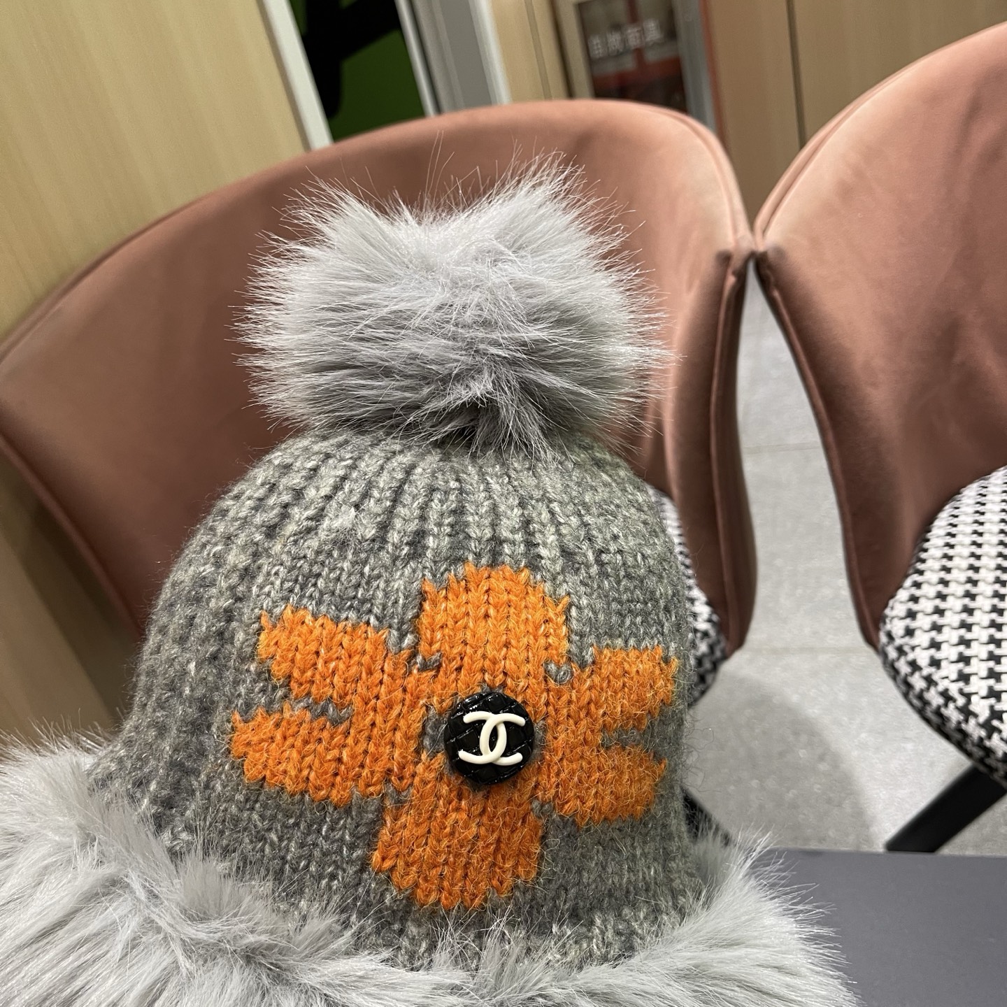 香奈儿CHANEL 2025新款韩版花朵刺绣针织护耳帽女秋冬季加厚保暖毛线套头帽潮