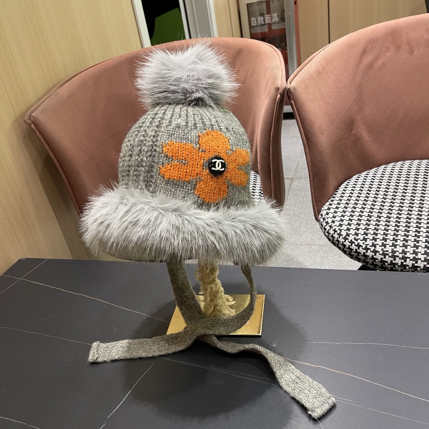 香奈儿CHANEL 2025新款韩版花朵刺绣针织护耳帽女秋冬季加厚保暖毛线套头帽潮