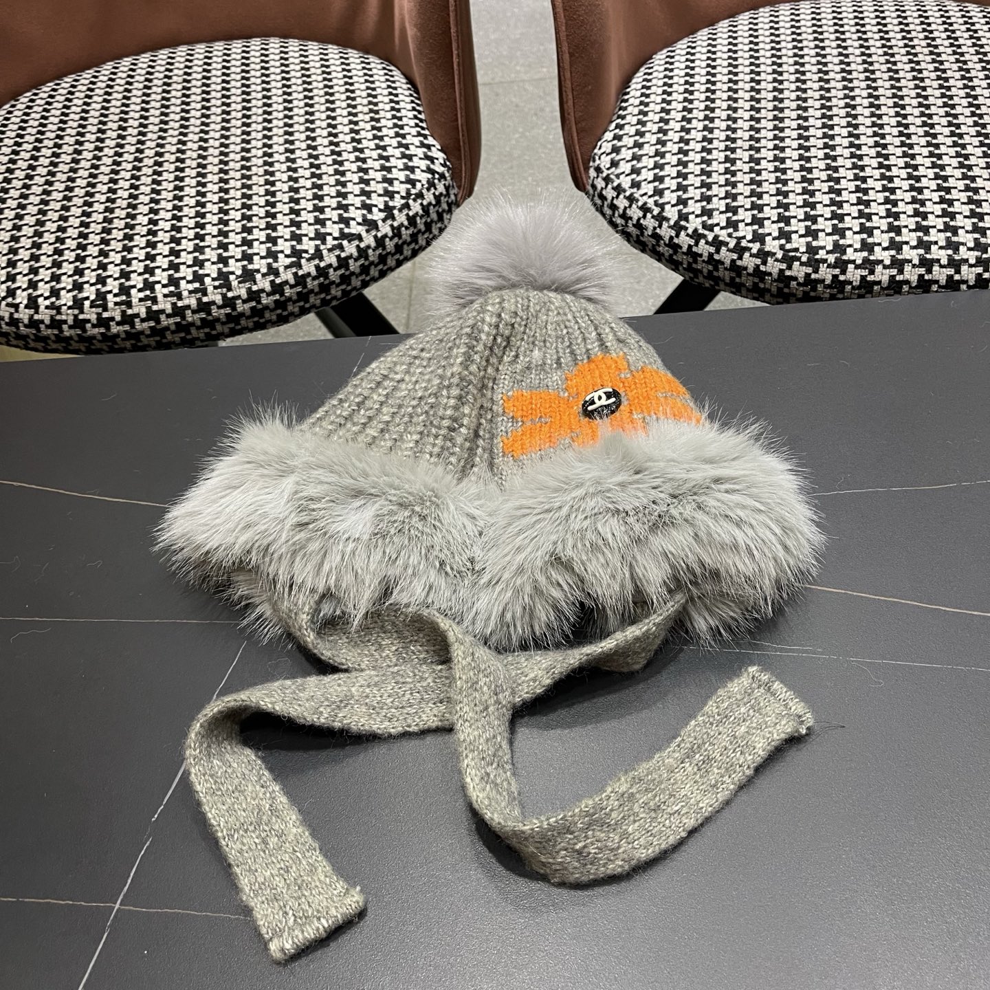 香奈儿CHANEL 2025新款韩版花朵刺绣针织护耳帽女秋冬季加厚保暖毛线套头帽潮