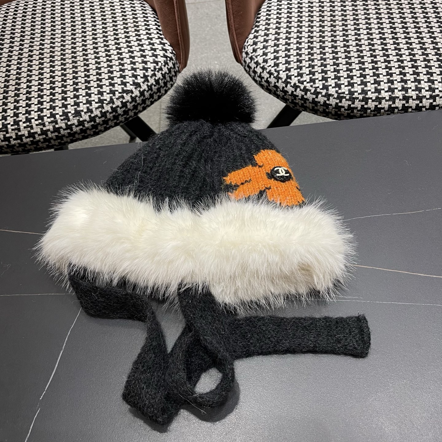 香奈儿CHANEL 2025新款韩版花朵刺绣针织护耳帽女秋冬季加厚保暖毛线套头帽潮