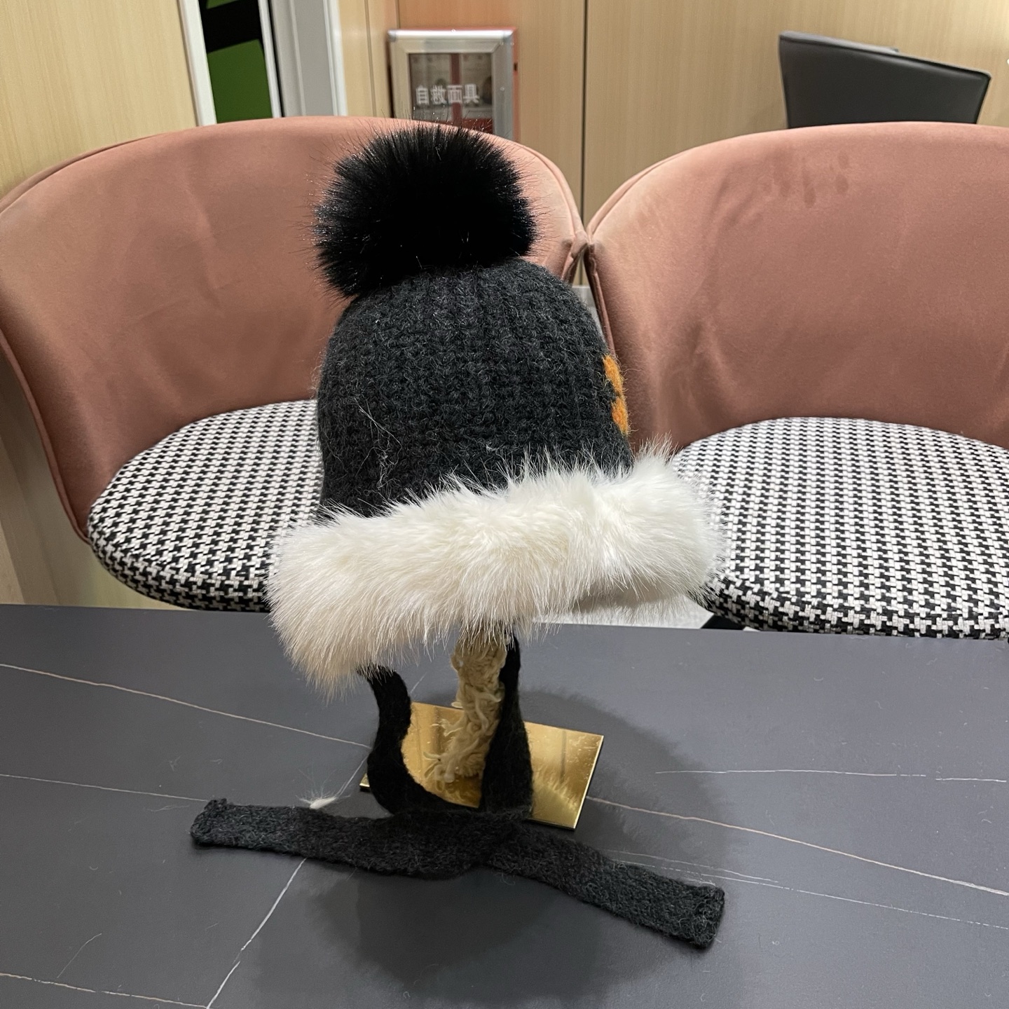 香奈儿CHANEL 2025新款韩版花朵刺绣针织护耳帽女秋冬季加厚保暖毛线套头帽潮