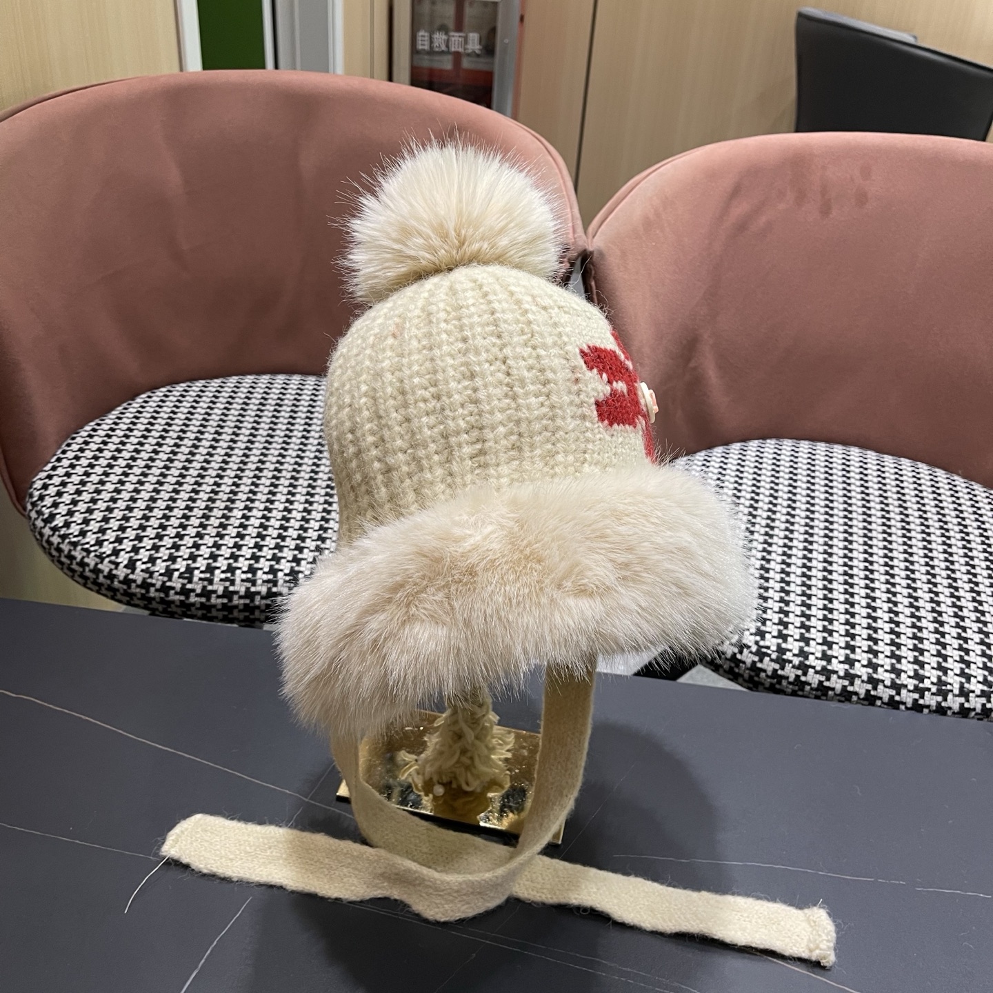 香奈儿CHANEL 2025新款韩版花朵刺绣针织护耳帽女秋冬季加厚保暖毛线套头帽潮