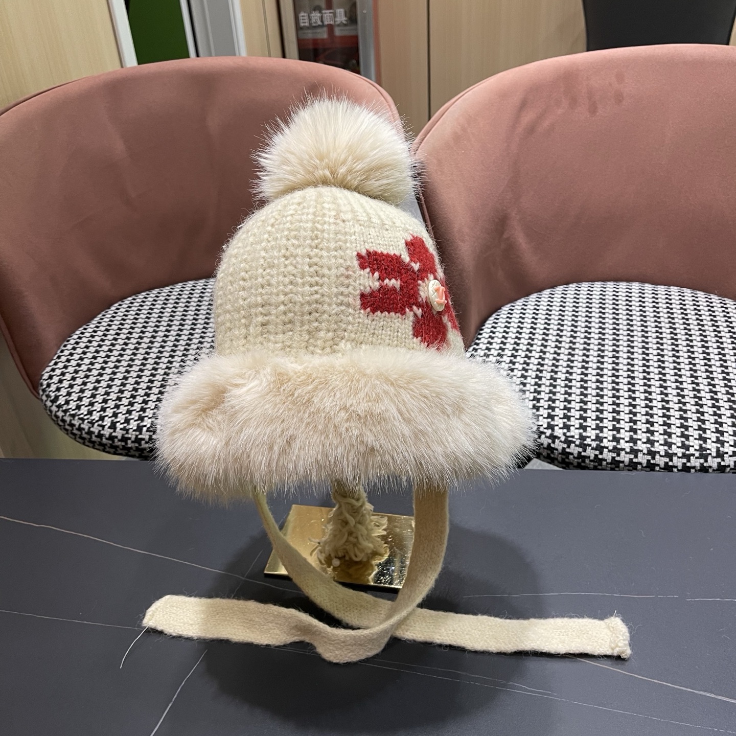 香奈儿CHANEL 2025新款韩版花朵刺绣针织护耳帽女秋冬季加厚保暖毛线套头帽潮