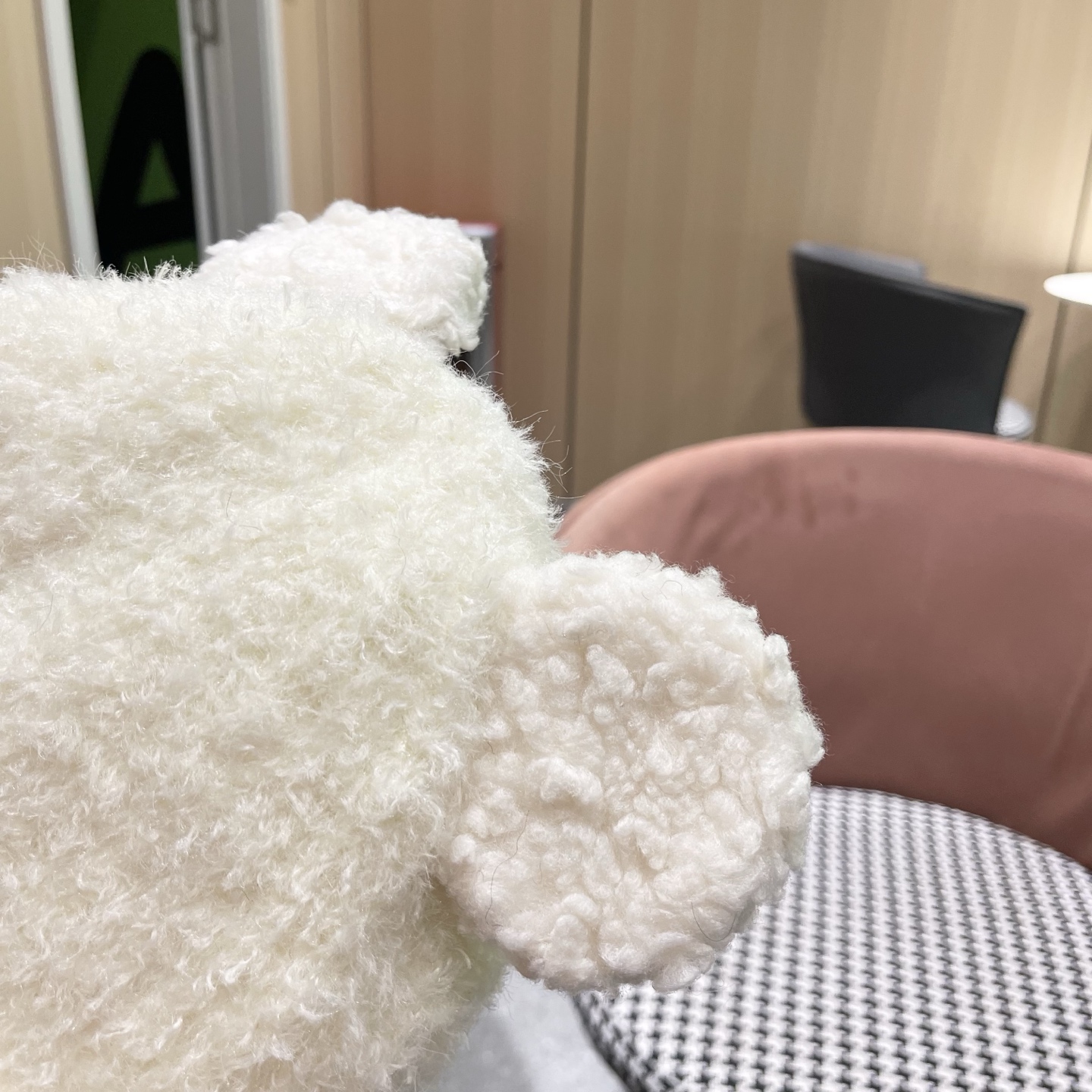 【DIOR迪奥】2025新款秋冬季时尚保暖耳朵套头帽大头围显脸小针织毛绒帽子