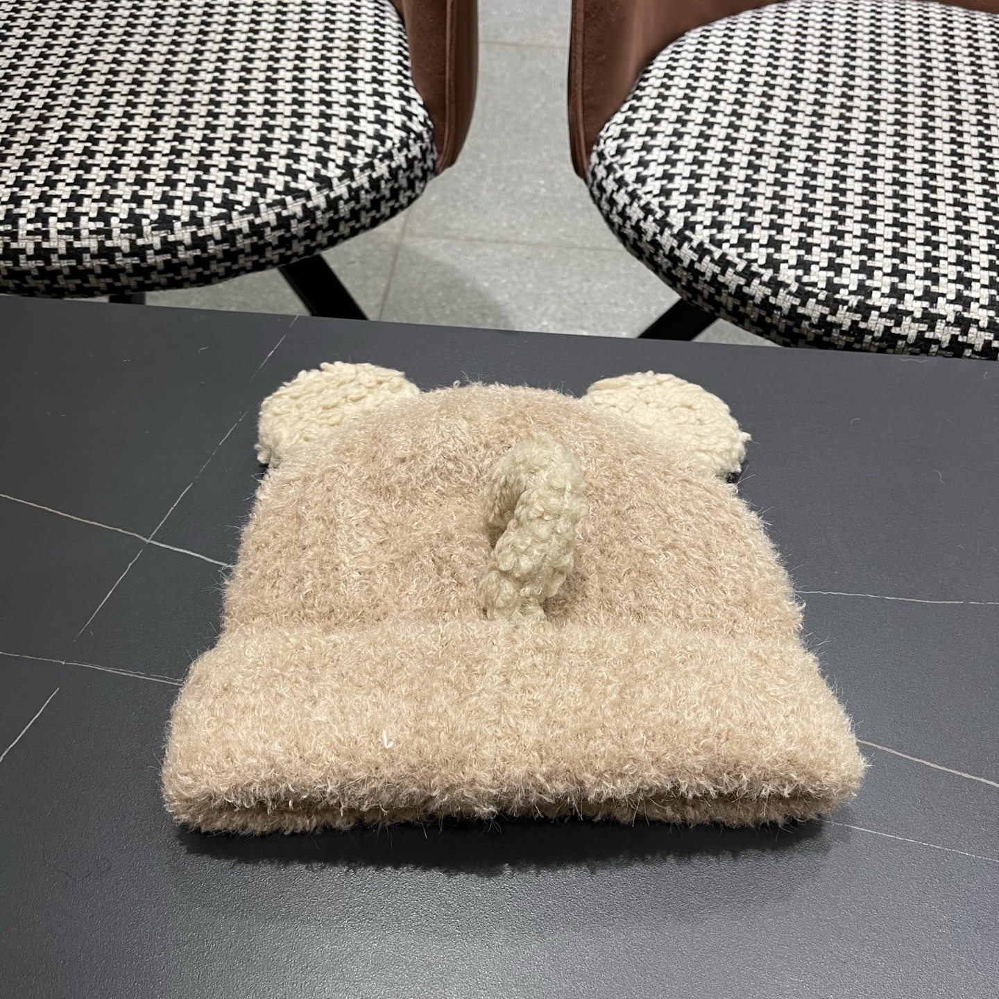 【DIOR迪奥】2025新款秋冬季时尚保暖耳朵套头帽大头围显脸小针织毛绒帽子