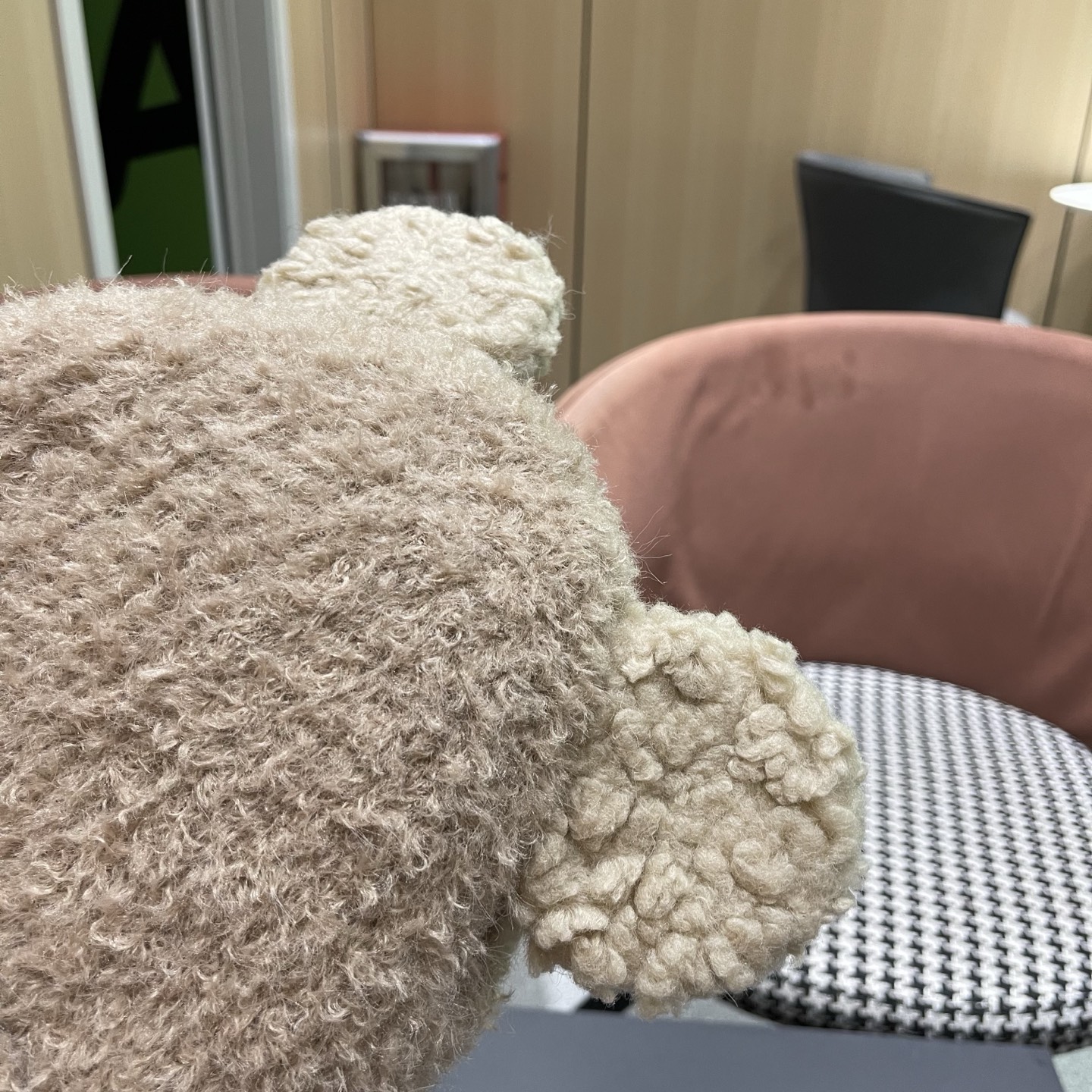 【DIOR迪奥】2025新款秋冬季时尚保暖耳朵套头帽大头围显脸小针织毛绒帽子