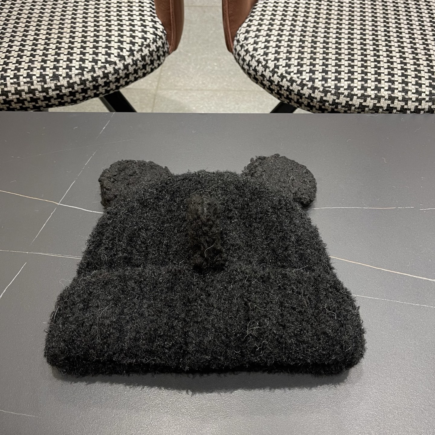 【DIOR迪奥】2025新款秋冬季时尚保暖耳朵套头帽大头围显脸小针织毛绒帽子