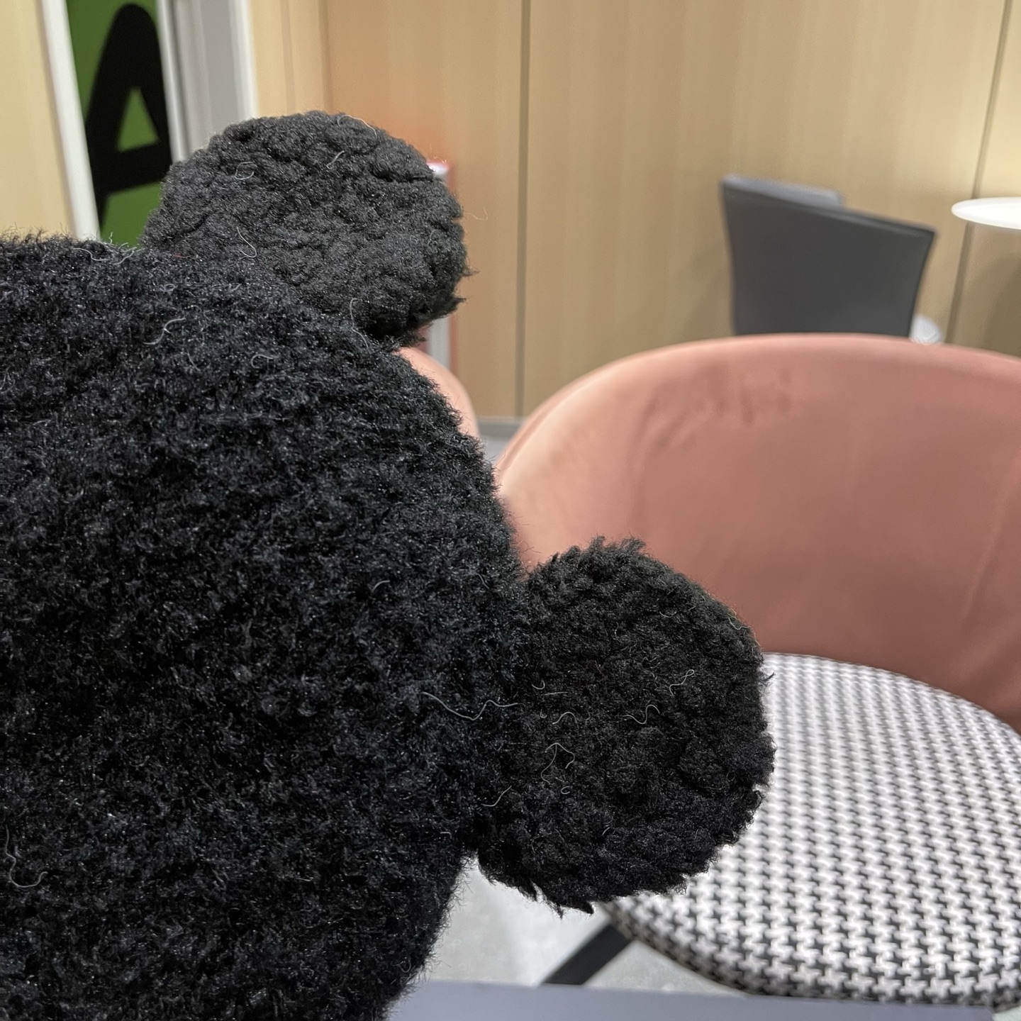 【DIOR迪奥】2025新款秋冬季时尚保暖耳朵套头帽大头围显脸小针织毛绒帽子