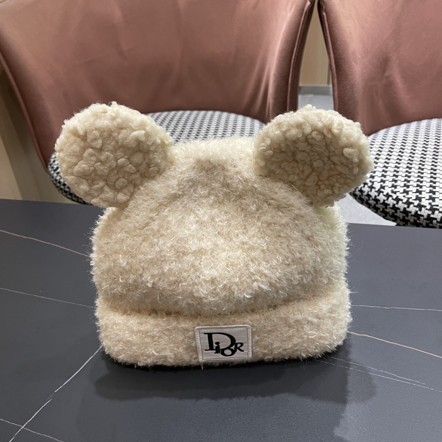 【DIOR迪奥】2025新款秋冬季时尚保暖耳朵套头帽大头围显脸小针织毛绒帽子