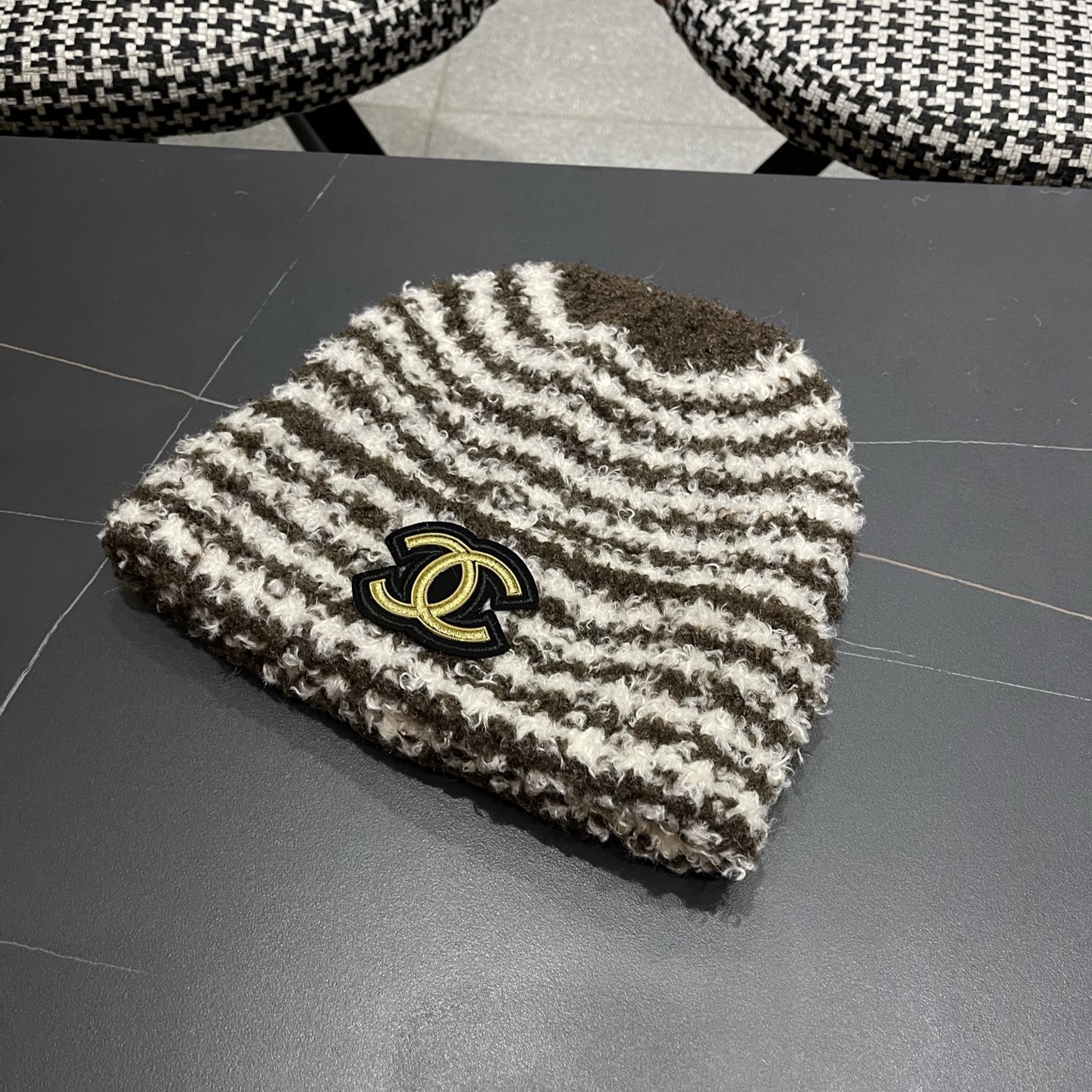 Chanel香奈儿秋冬网红推荐款毛线帽，小红书爆款，手感超柔软舒适的针织线帽，弹性极佳！