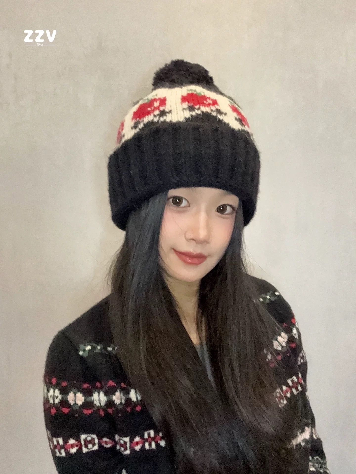 MONCLER蒙口2025新款费尔岛格纹可爱樱桃毛球针织帽子女秋冬季保暖护耳毛线帽