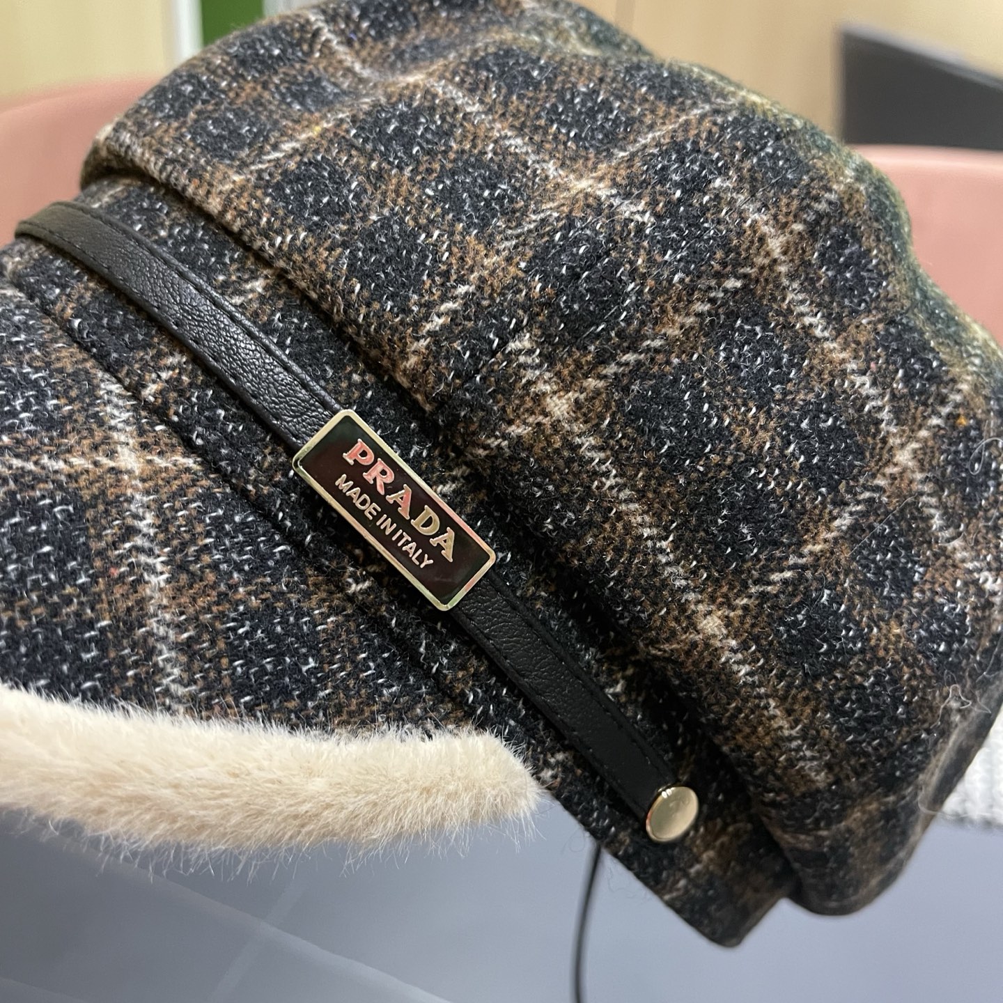 香奈儿CHANEL 2025新款韩版格子八角帽女秋冬毛绒帽檐贝雷帽百搭学院画家报童帽