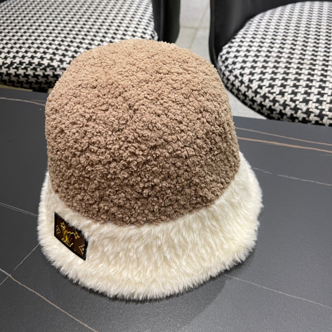 路易威登LouisVuitton可爱渔夫帽女冬季羊羔绒毛绒盆帽子加厚保暖韩版百搭潮牌