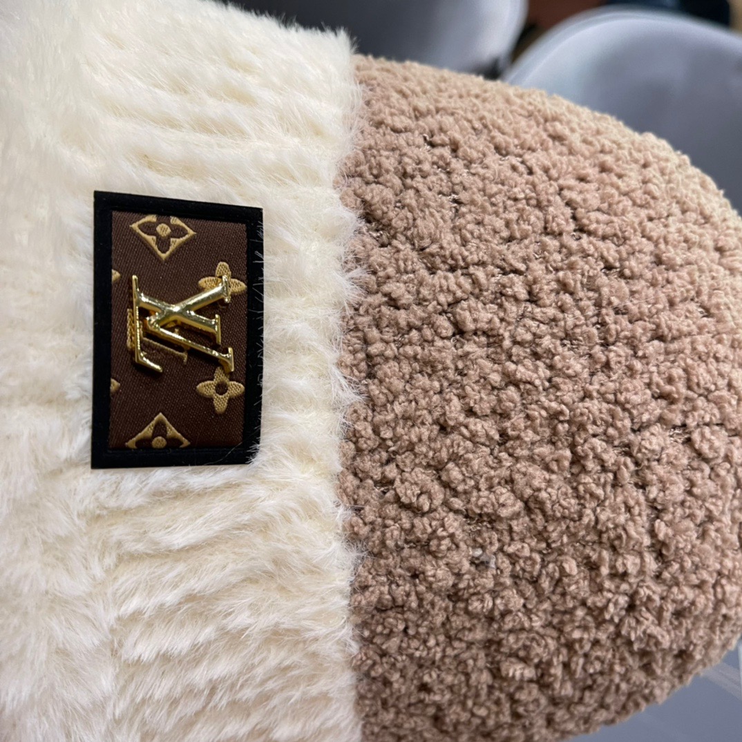 路易威登LouisVuitton可爱渔夫帽女冬季羊羔绒毛绒盆帽子加厚保暖韩版百搭潮牌