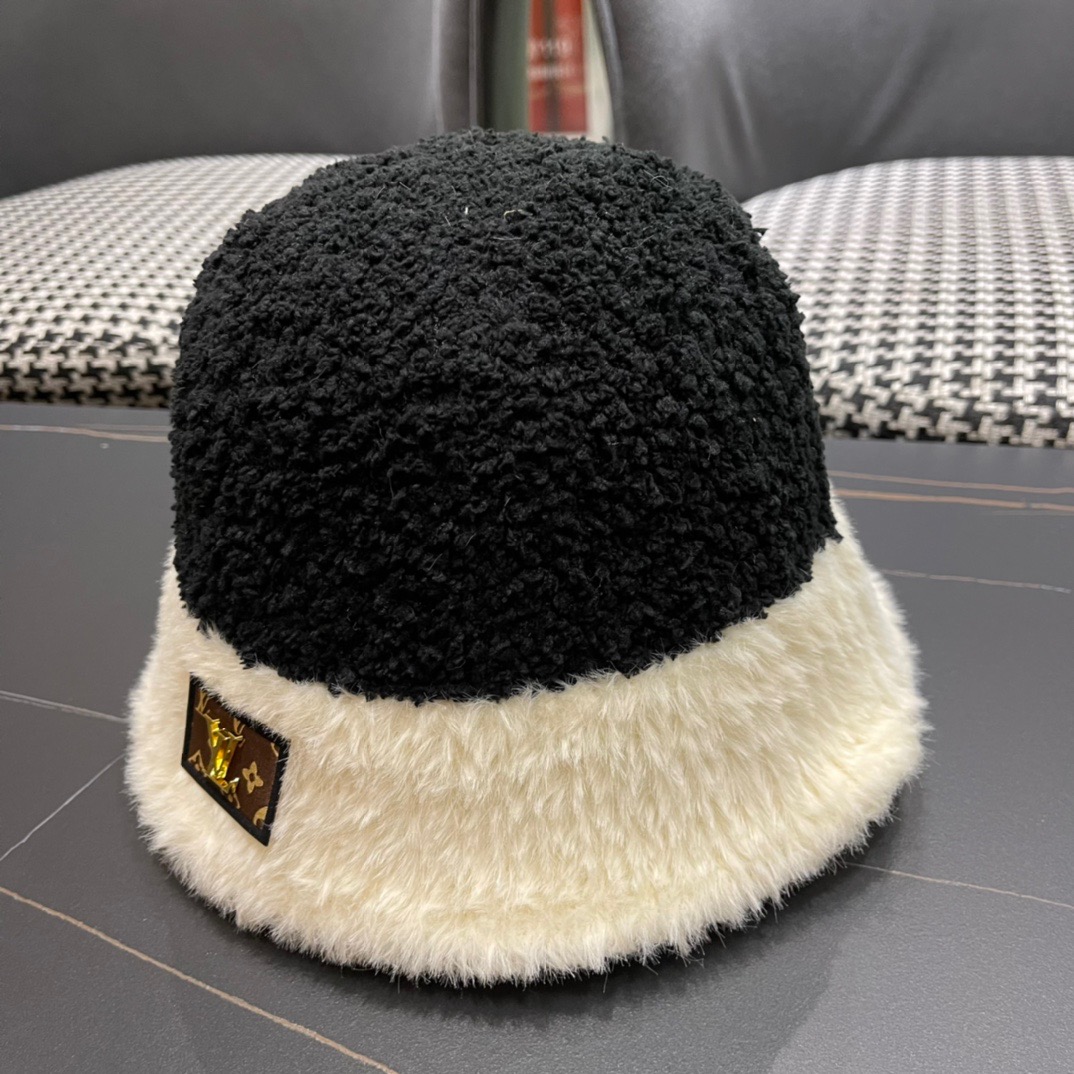 路易威登LouisVuitton可爱渔夫帽女冬季羊羔绒毛绒盆帽子加厚保暖韩版百搭潮牌