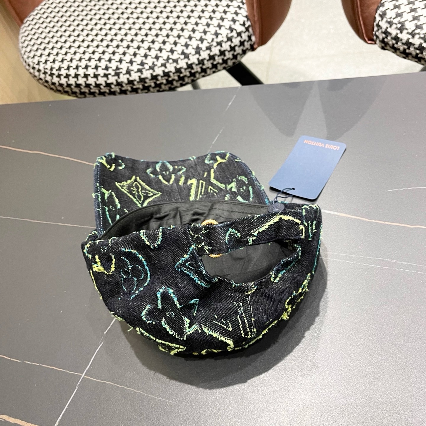 LV路易威登2025新款原单棒球帽，专柜1:1开模订制，原版帆布面料 轻盈透气！质量超赞，基础头围56，