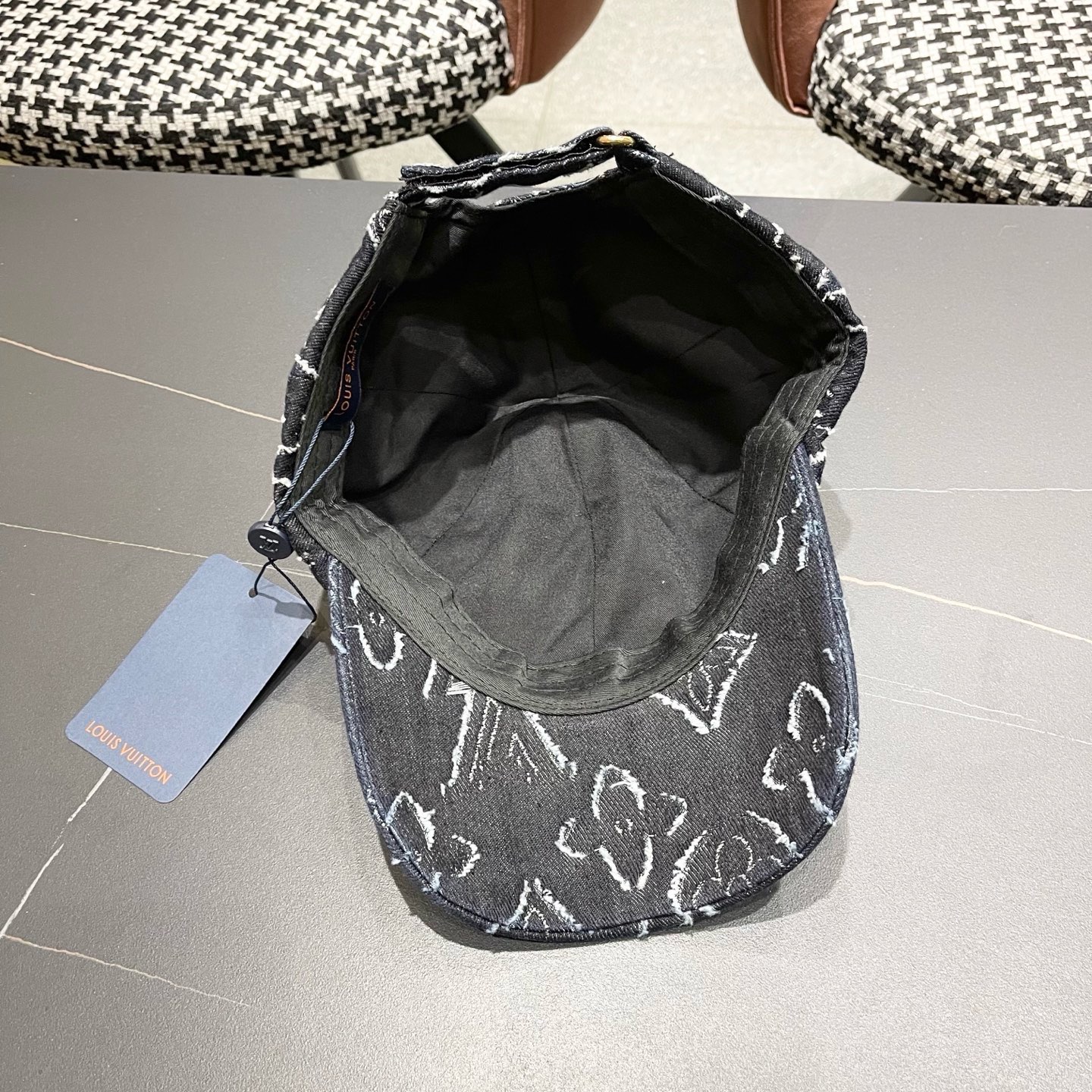 LV路易威登2025新款原单棒球帽，专柜1:1开模订制，原版帆布面料 轻盈透气！质量超赞，基础头围56，