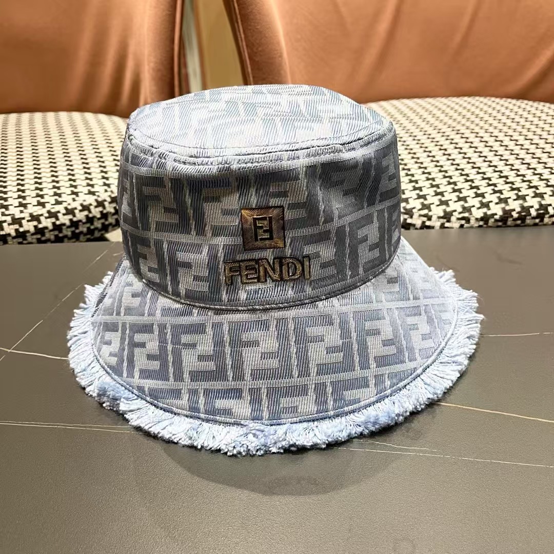 NO:742736,FENDI Fendi early spring new Korean fashion original single bucket hat. The new product on the official website is simple and elegant. The details and workmanship are perfect. I can't put it down. Hurry up and get it. Men's and women's same hats, straw hats, fisherman hats, baseball caps, hats, fendi, fendi, espadrilles, hats19860909FENDI 芬迪 早春新款韩版时尚原单渔夫帽 官网新品简约大气 細節做工完美爱不释手亲,赶紧入手吧男女同款帽子草帽渔夫帽棒球帽,帽子,fendi,fendi,espadrilles,hats,hat