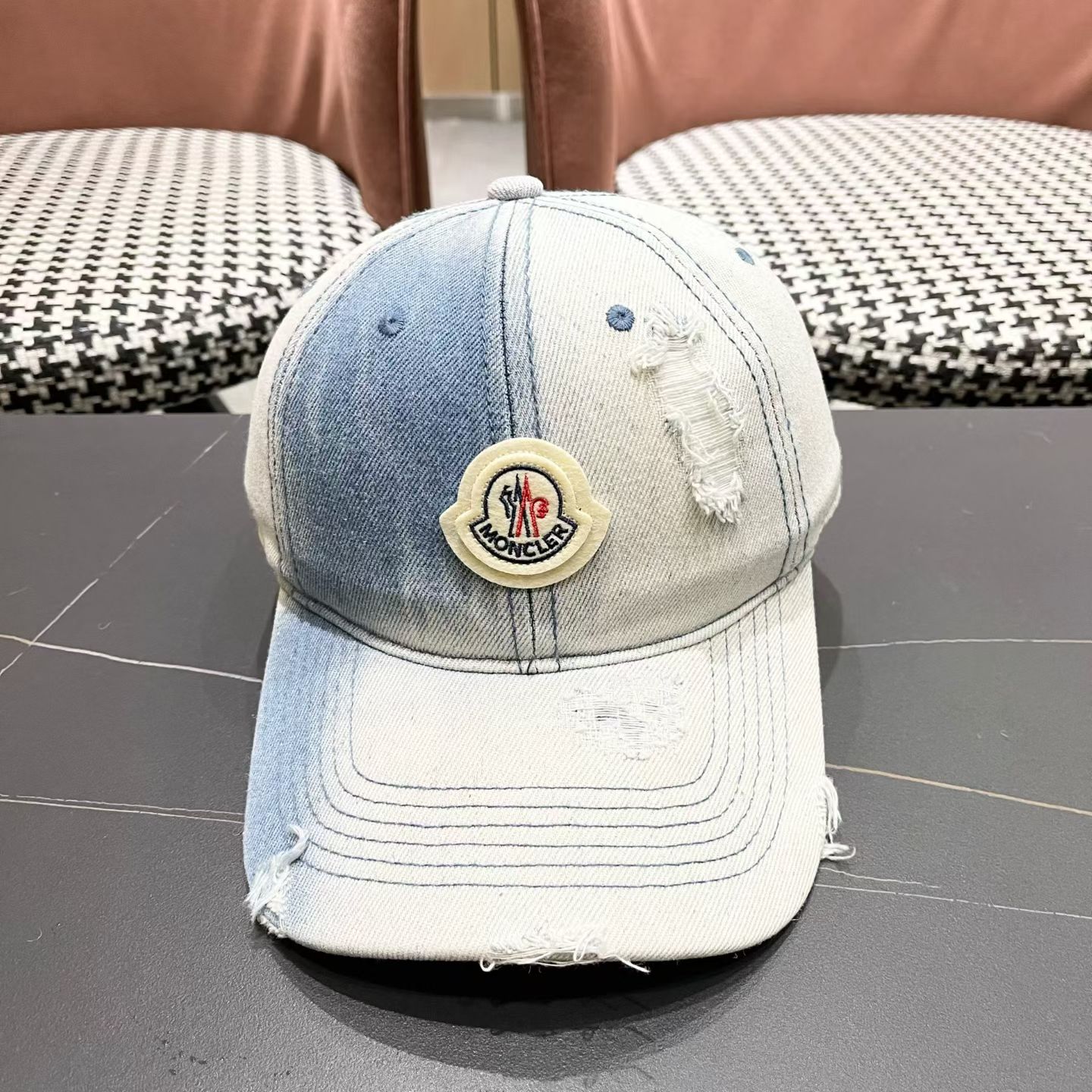 NO:742741,MONCLER denim baseball cap with a mouth, suitable for young fashionistas to wear in colors, good-looking and high-quality!  Hats, straw hats, bucket hats, baseball caps, hats, Moncler, espadrilles, hats19860909蒙口MONCLER牛仔棒球帽,年轻时尚潮人穿搭色系,好看有质感！帽子草帽渔夫帽棒球帽,帽子,Moncler,espadrilles,hats,hat