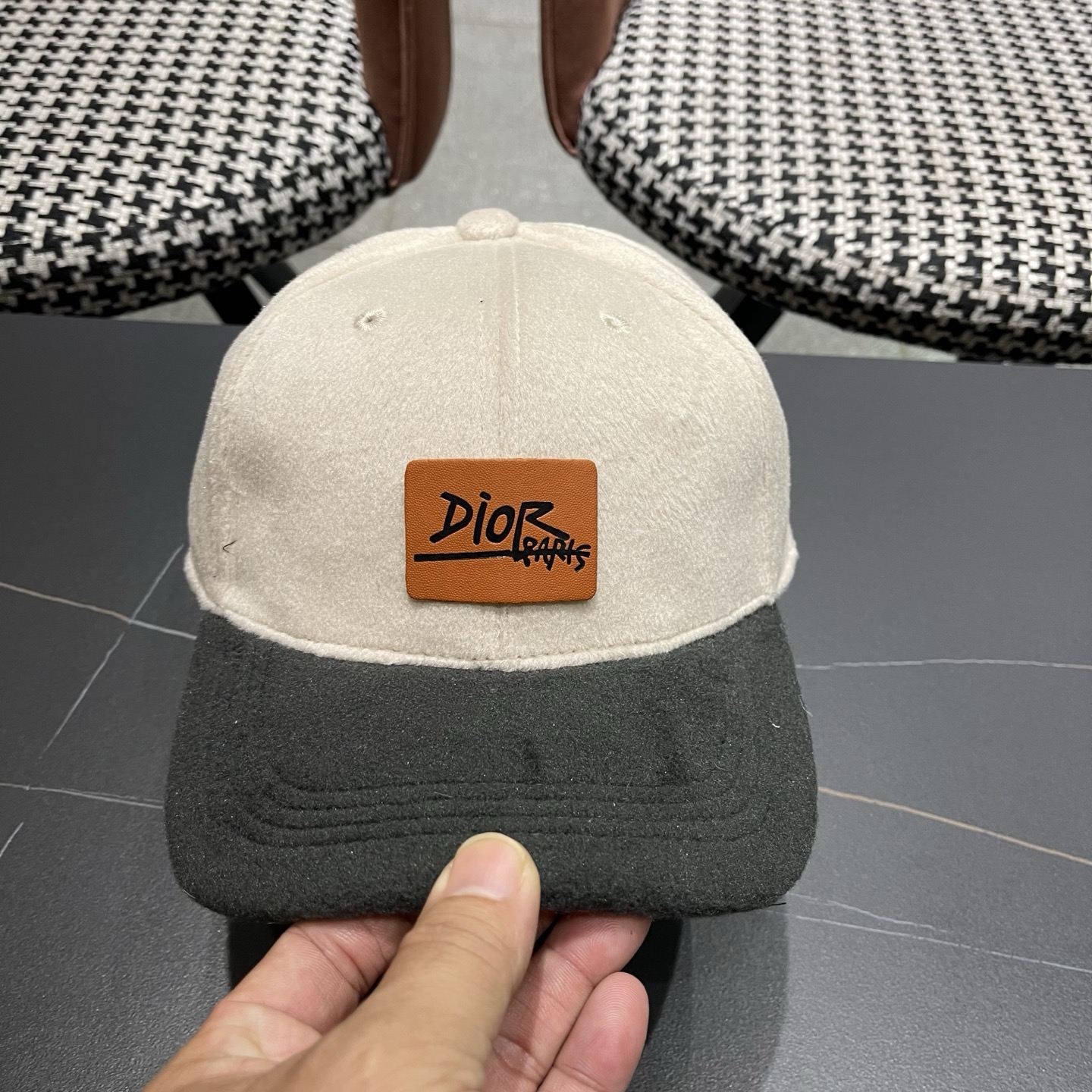 DIOR迪奥 子女秋冬款网红日系复古百搭画家帽品脸小八角帽