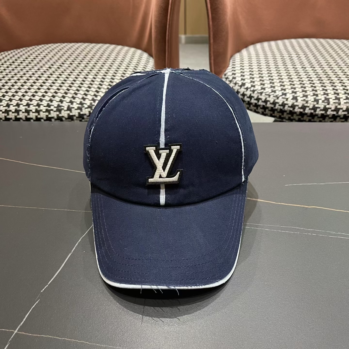 NO:588164,Lv Louis Vuitton 2025 new women's hats, women's peaked caps, Korean style hard-top baseball caps, men's wide brim sun protection, face-showing small hats, fisherman hats, baseball caps, knitted hats, hats, louis vuitton, louis vuitton, espadrilles, hats19860909Lv路易威登 2025新款女款帽子女鸭舌帽韩版硬顶棒球帽男宽帽檐遮阳防晒显脸小帽子渔夫帽棒球帽针织帽,帽子,louis vuitton,louis vuitton,espadrilles,hats,hat