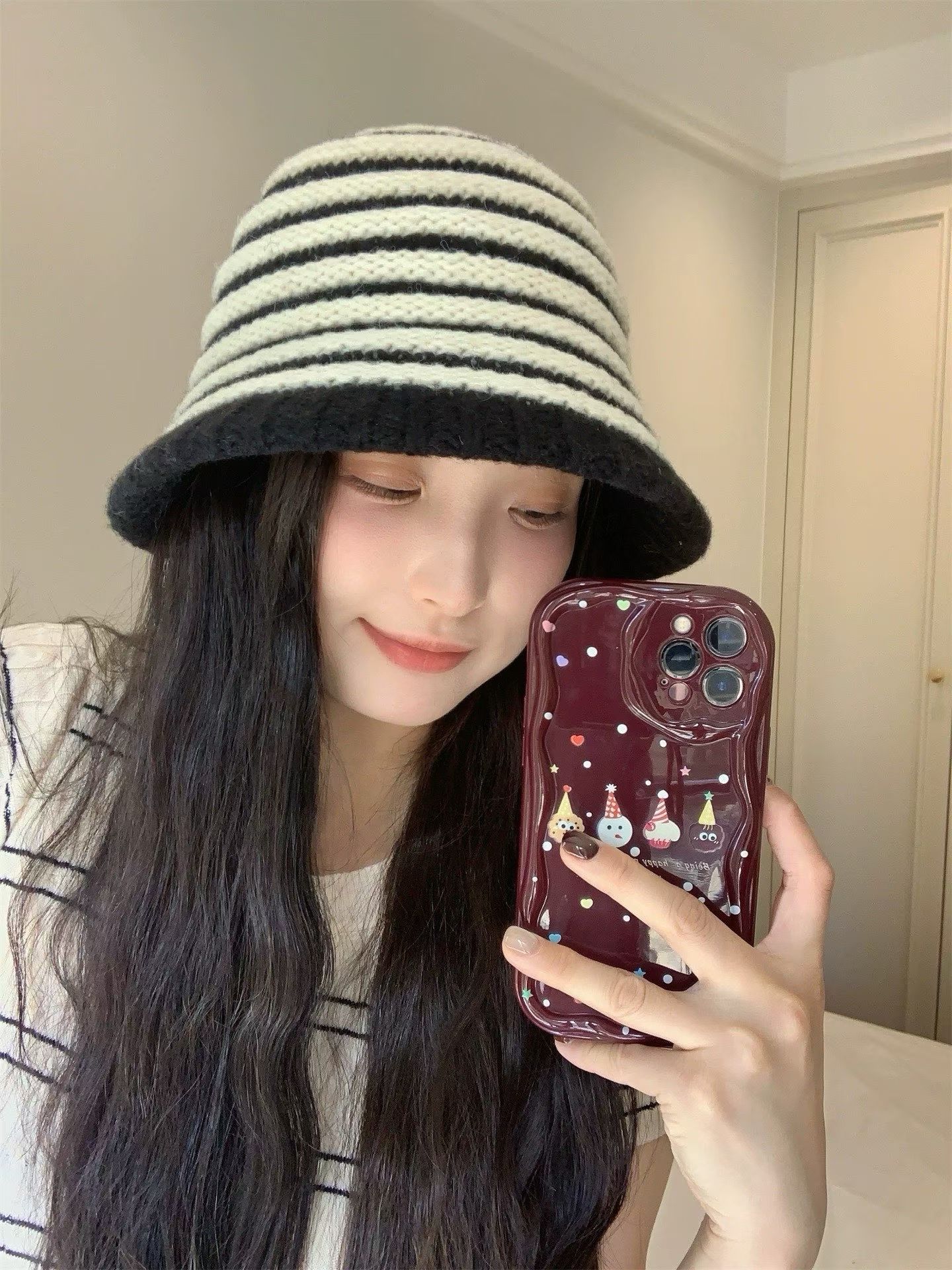 NO:587969,Celine Celine* customized version of Arc de Triomphe lamb wool bucket hat for women, 2025 hot new style, autumn and winter hats, fisherman hats, winter hats, fisherman hats, baseball caps, knitted hats, hats, celine, celine, espadrilles, hats19860909Celine 赛琳*定制版凯旋门羊羔毛盆帽女款水桶帽2025年爆款新款 秋冬季帽子渔夫帽冬款帽子渔夫帽棒球帽针织帽,帽子,celine,celine,espadrilles,hats,hat