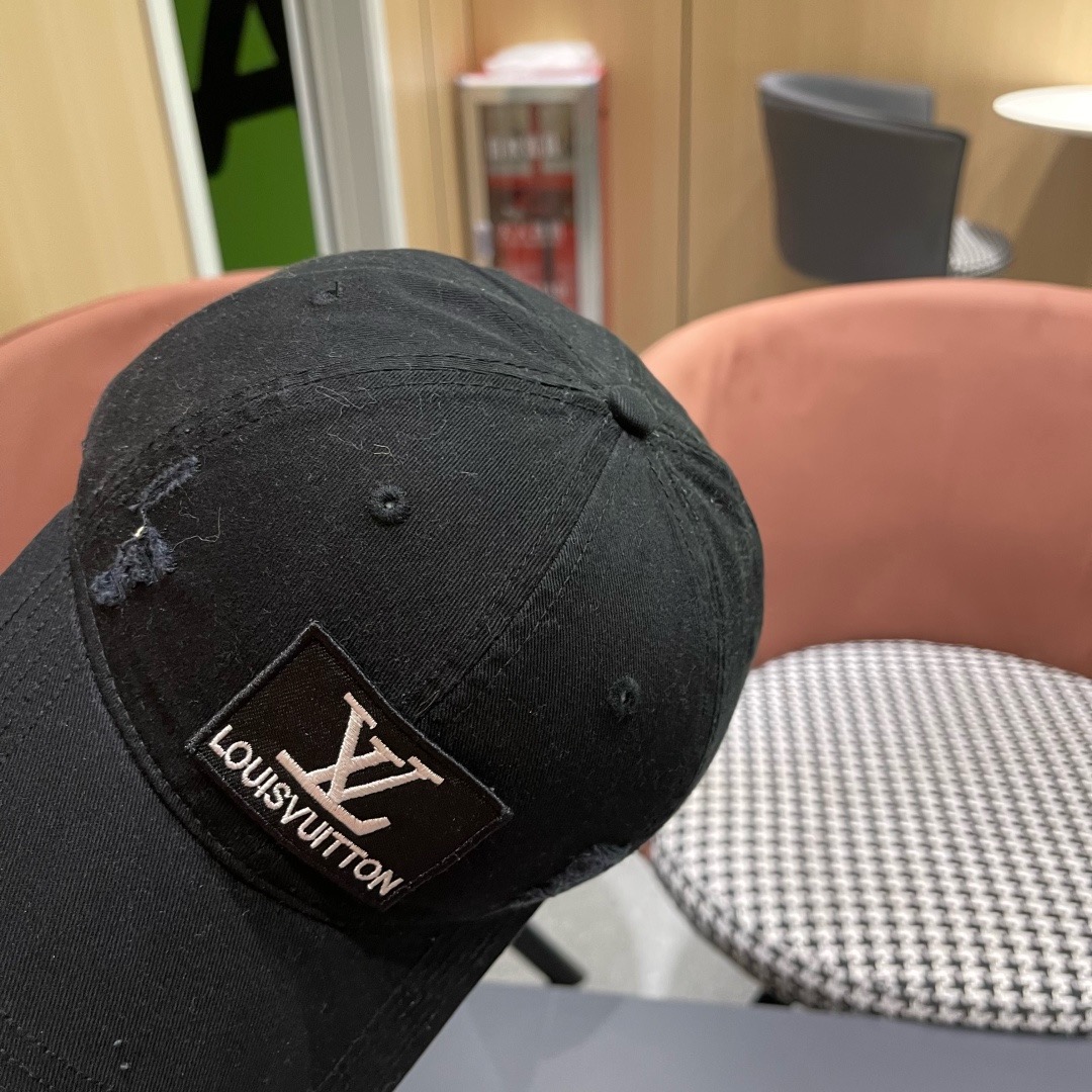 LV路易威登棒球帽🧢轻盈透气。完美版型，独家实物拍摄，男女适用