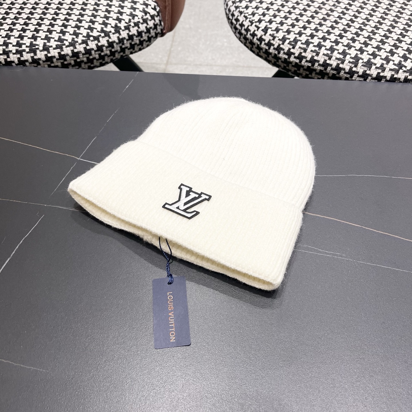 lv路易威登 纯色基础款针织帽男韩版休闲百搭学生情侣冷帽女秋冬保暖毛线帽子
