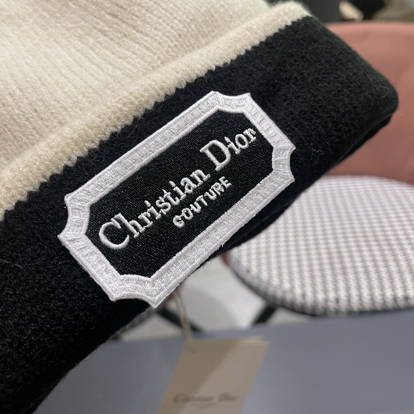 Dior迪奥 新款羊毛双面戴堆堆帽子女秋冬韩版 休闲保暖毛线帽护耳针织帽百搭