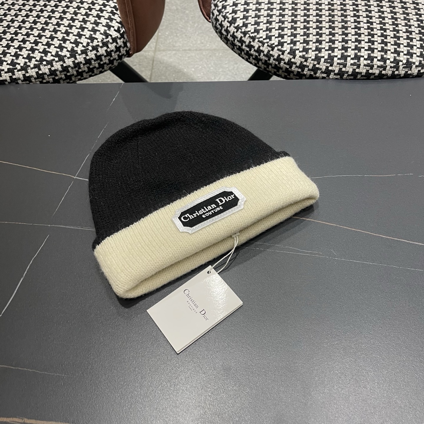 Dior迪奥 新款羊毛双面戴堆堆帽子女秋冬韩版 休闲保暖毛线帽护耳针织帽百搭