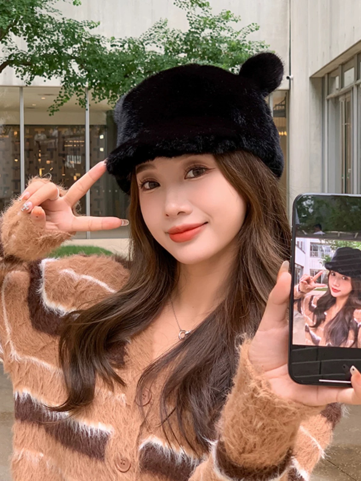 NO:604880,CHANEL Chanel mink hat women's new peaked cap cute fashionable fur hat autumn and winter imitation mink hat fisherman hat baseball cap knitted hat, hat, chanel, chanel, espadrilles, hats19860909CHANEL香奈儿貂皮帽子女新款鸭舌帽可爱洋气爆款皮草帽子秋冬季仿水貂毛帽子渔夫帽棒球帽针织帽,帽子,chanel,chanel,espadrilles,hats,hat