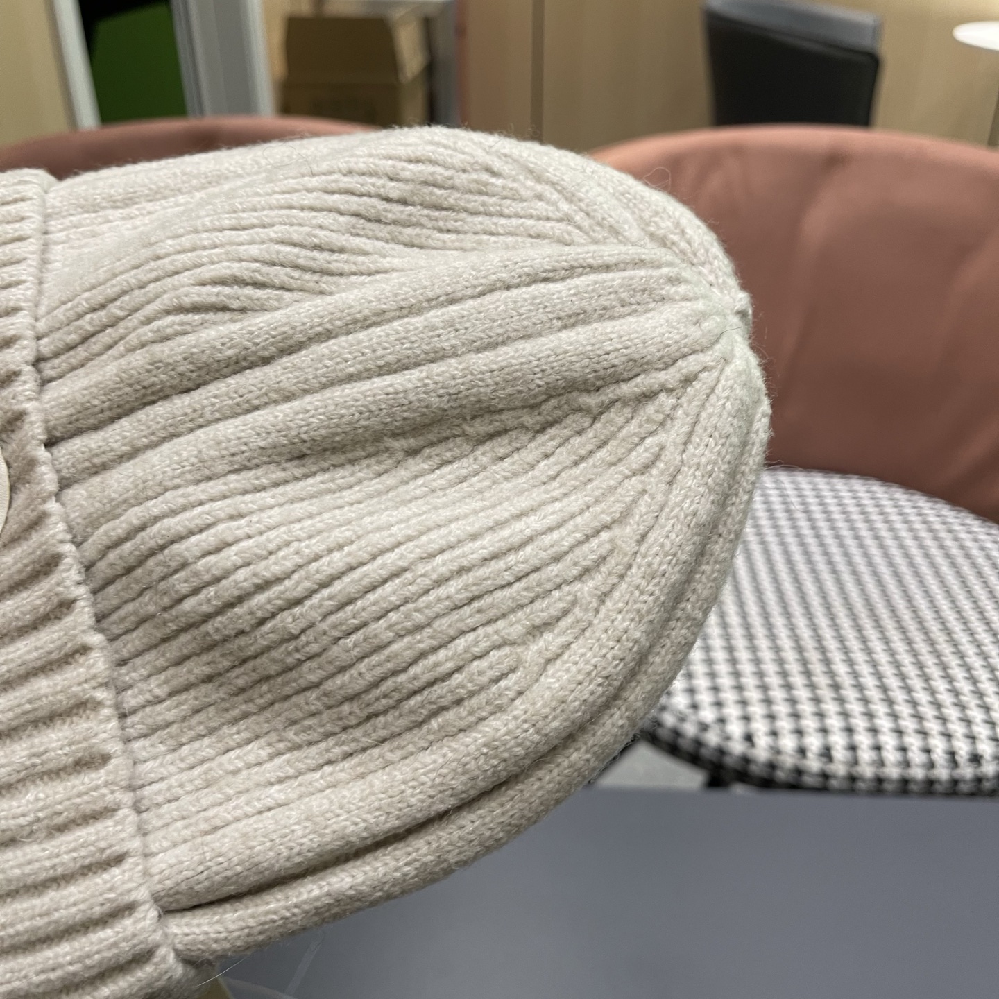 MONCLER（蒙口）秋冬季新款毛线帽户外休闲保暖套头帽弹力针织帽男女款冷帽子