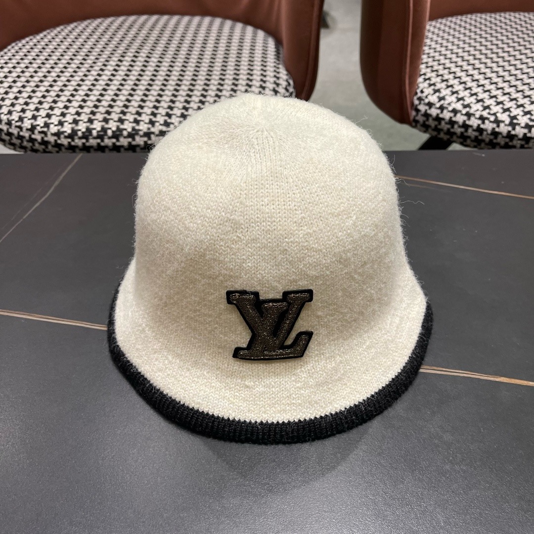 lv路易威登2025新款帽子女秋冬季加绒保暖毛绒绒渔夫帽大头围显脸小韩版盆帽