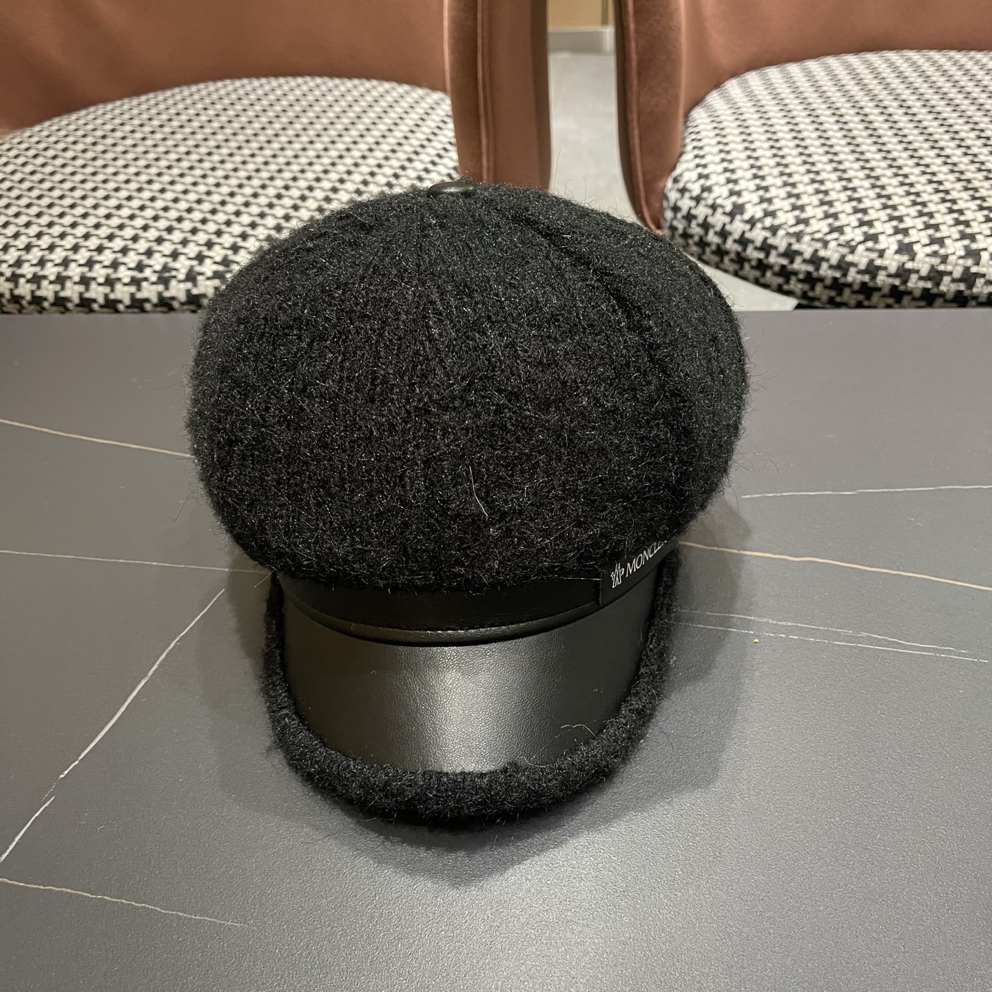 P110 MONCLER蒙口防羊羔绒八角帽女士秋冬季保暖鸭舌贝雷帽气质款皮檐画家帽子