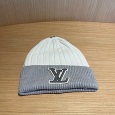 lv路易威登拼色毛线帽子女冬天时尚保暖潮流出街户外护耳针织帽 lv路易威登拼色毛线帽子女冬天时尚保暖潮流出街户外护耳针织帽