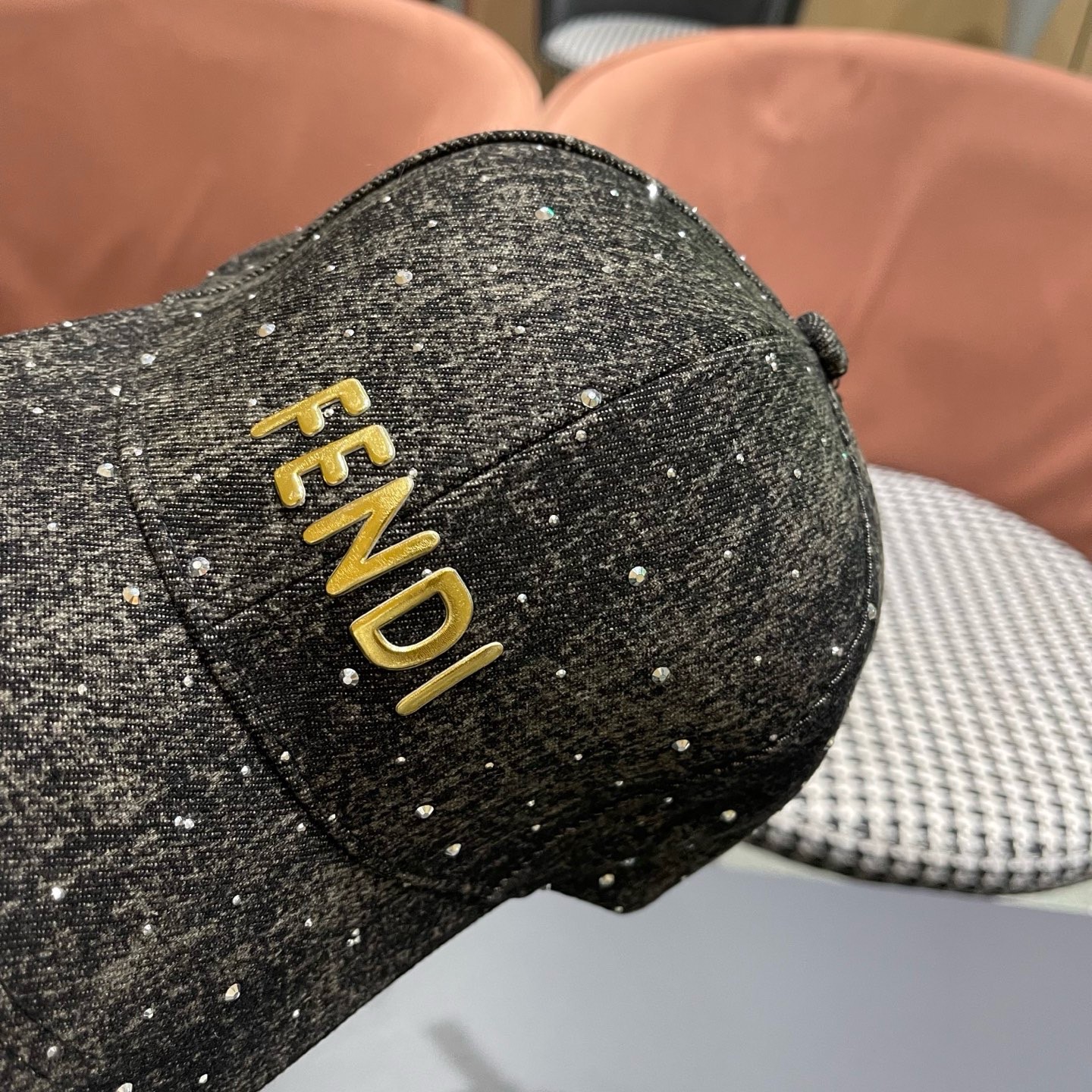 Fendi（芬迪）春秋季新款个性风流星线棒球帽男女遮阳休闲 复古户外鸭舌帽子