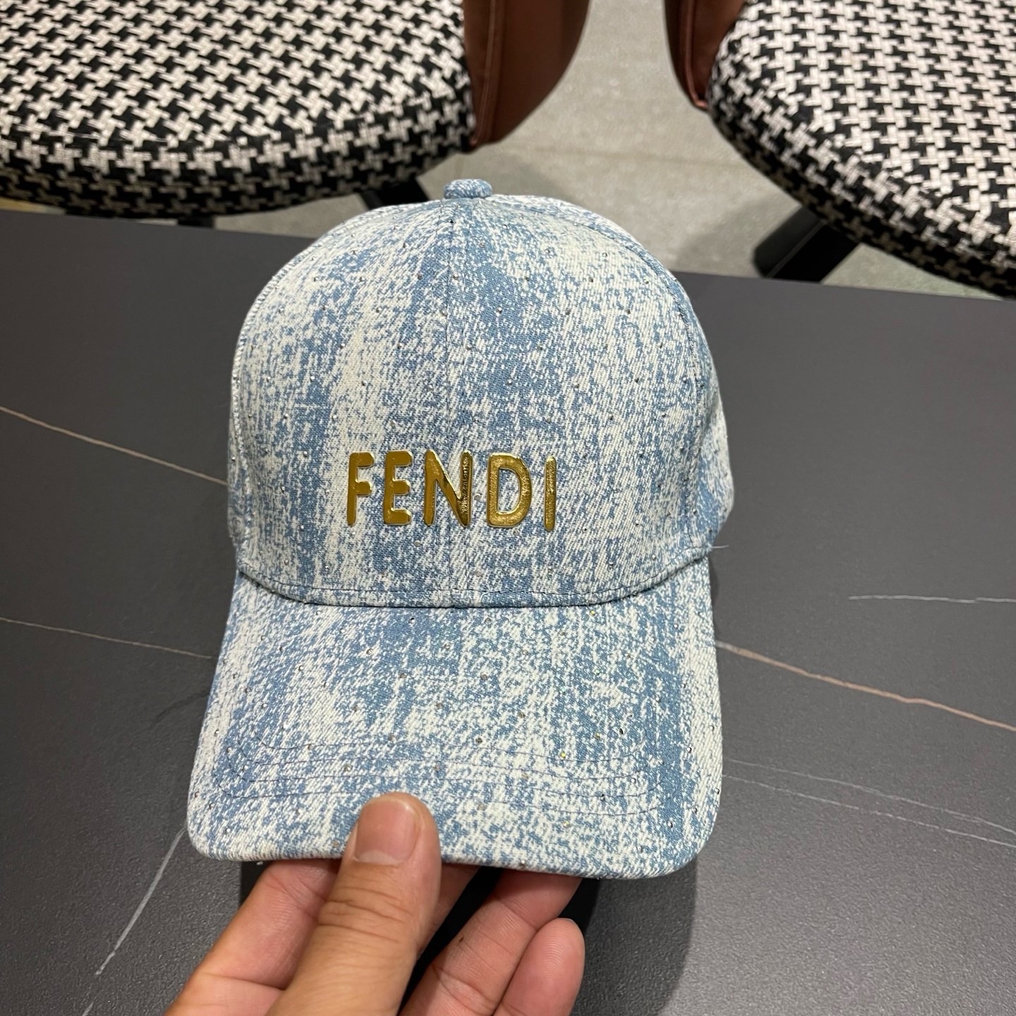 Fendi（芬迪）春秋季新款个性风流星线棒球帽男女遮阳休闲 复古户外鸭舌帽子