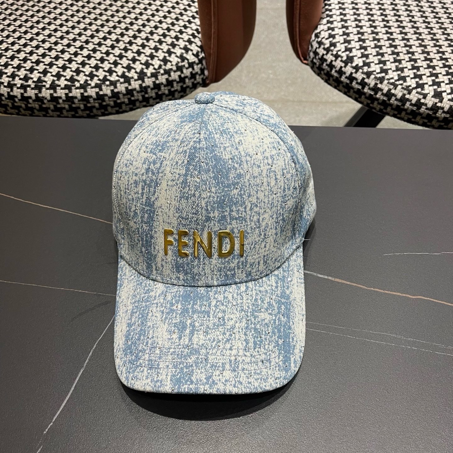 Fendi（芬迪）春秋季新款个性风流星线棒球帽男女遮阳休闲 复古户外鸭舌帽子