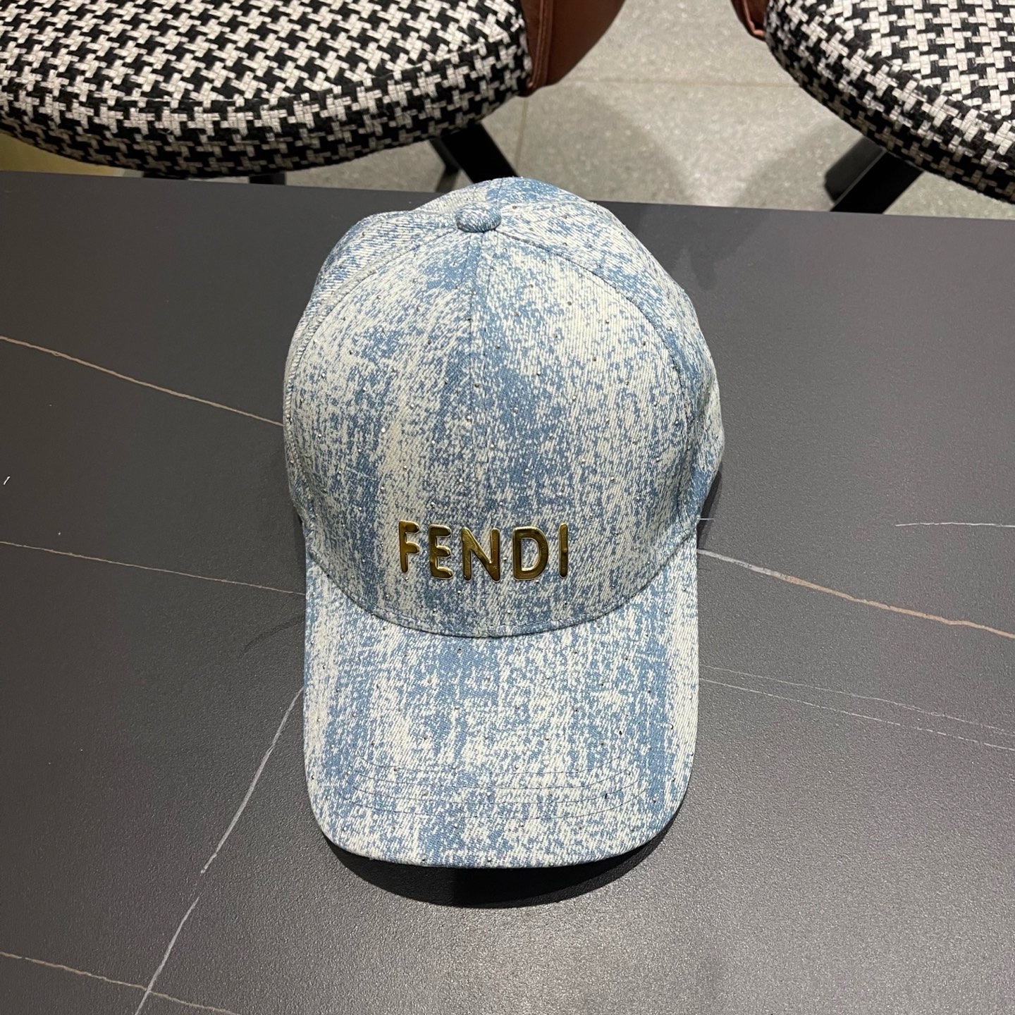 Fendi（芬迪）春秋季新款个性风流星线棒球帽男女遮阳休闲 复古户外鸭舌帽子