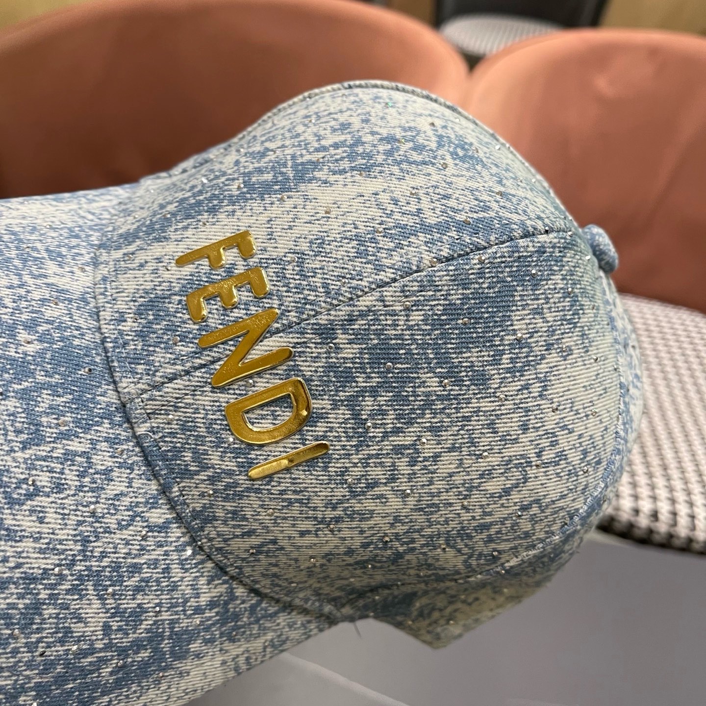 Fendi（芬迪）春秋季新款个性风流星线棒球帽男女遮阳休闲 复古户外鸭舌帽子