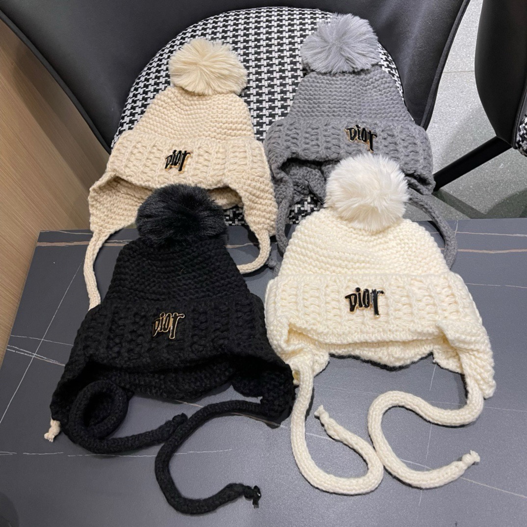 P115 DIOR迪奥 加绒雷锋帽子女防风防寒东北帽百搭加厚骑行护耳帽