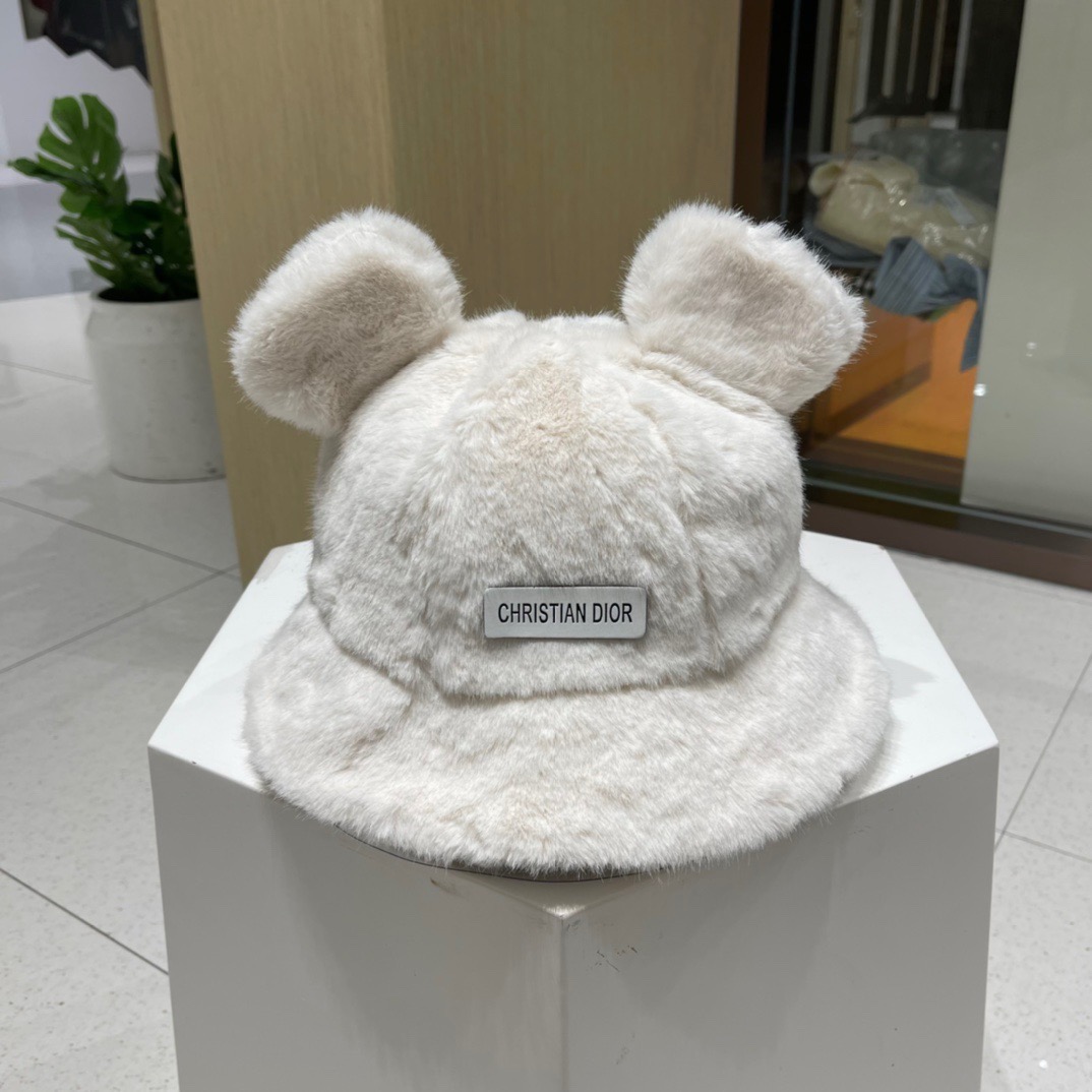 P115 DIOR迪奥 毛茸茸渔夫帽冬天可爱小熊耳朵毛毛绒绒秋冬季百搭盆帽帽子冬款女
