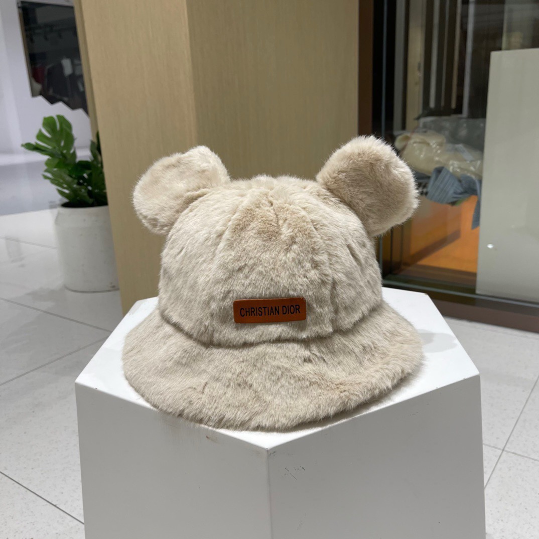 P115 DIOR迪奥 毛茸茸渔夫帽冬天可爱小熊耳朵毛毛绒绒秋冬季百搭盆帽帽子冬款女