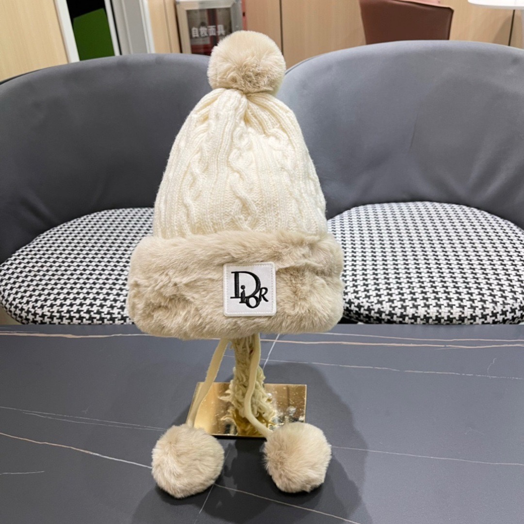 P110 Dior迪奥加厚加绒保暖护耳针织帽子女秋冬显脸小毛线帽防寒骑车雷锋帽