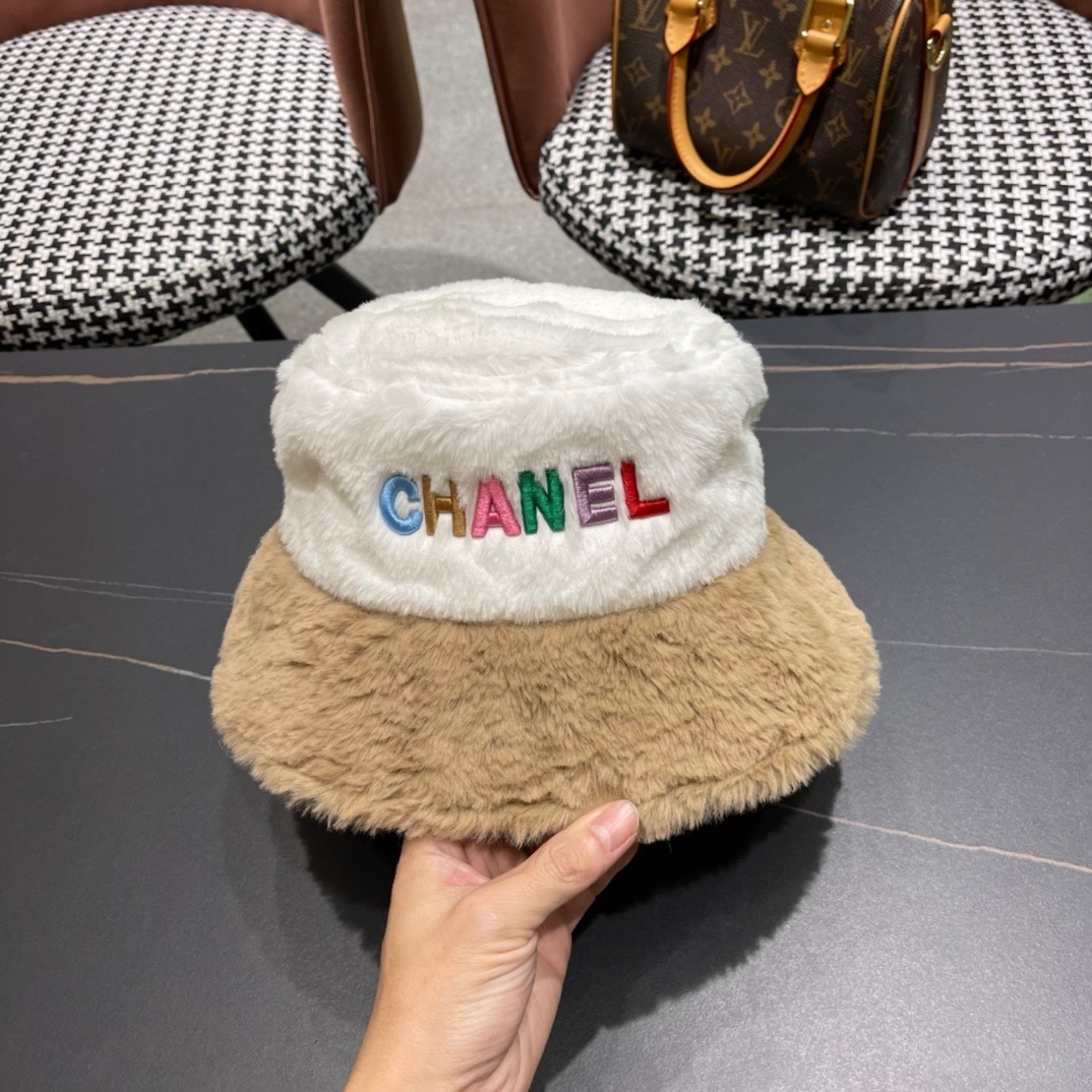 【CHANEL香奈儿】秋冬款小香风毛绒渔夫帽，韩版设计～穿搭必备