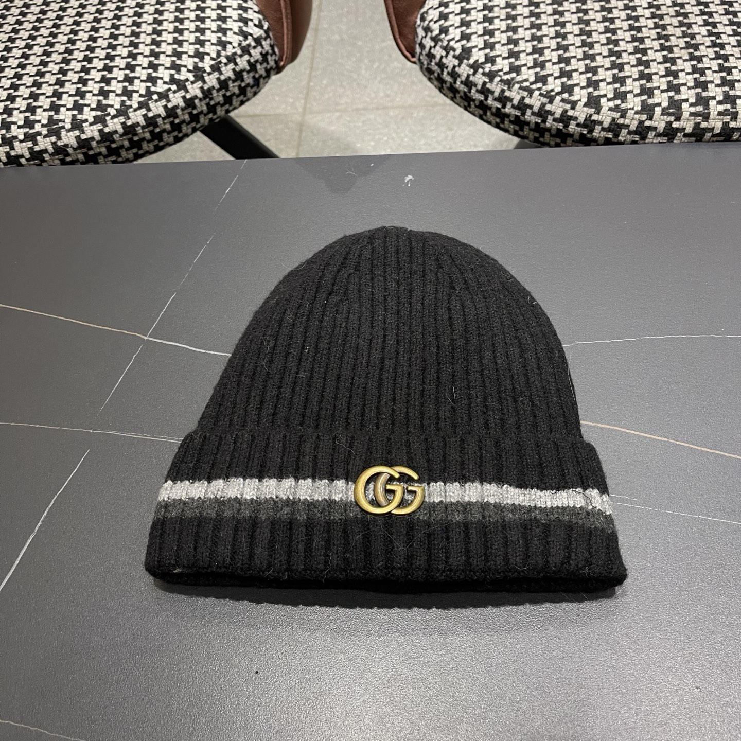 NO:617530,GUCCI Gucci autumn and winter new style with wool small letters plus velvet woolen hat men's outdoor warm windproof thickened ear protection knitted cold hat hat fisherman hat baseball cap knitted hat, hat, gucci, espadrilles, hats19860909GUCCI古奇 含羊毛秋冬新款小字母加绒毛线帽男户外保暖防风加厚护耳针织冷帽帽子渔夫帽棒球帽针织帽,帽子,gucci,espadrilles,hats,hat