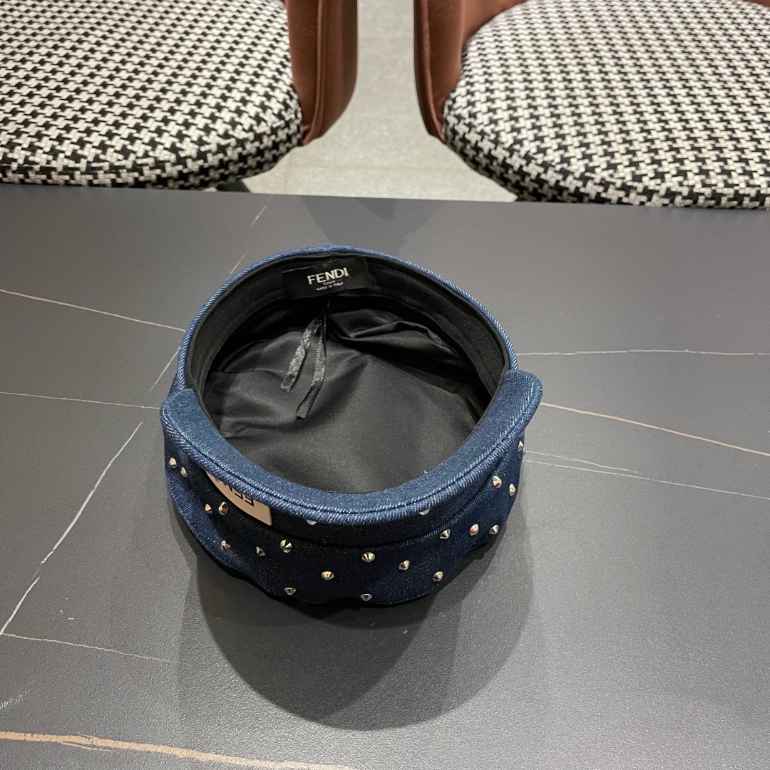 芬迪 复古水洗字母水钻平顶帽子女夏季时尚百搭旵脸小鸭舌帽防晒遮阳