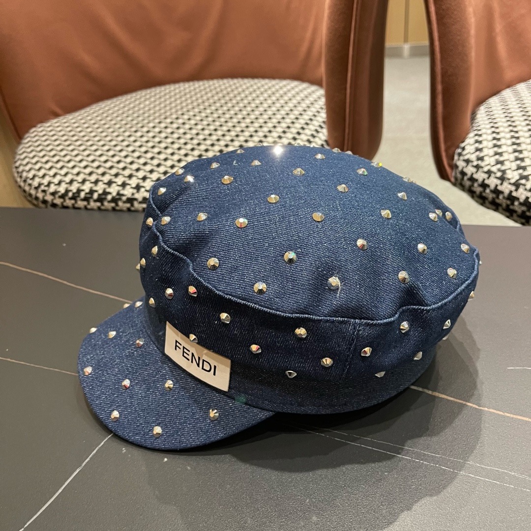 芬迪 复古水洗字母水钻平顶帽子女夏季时尚百搭旵脸小鸭舌帽防晒遮阳